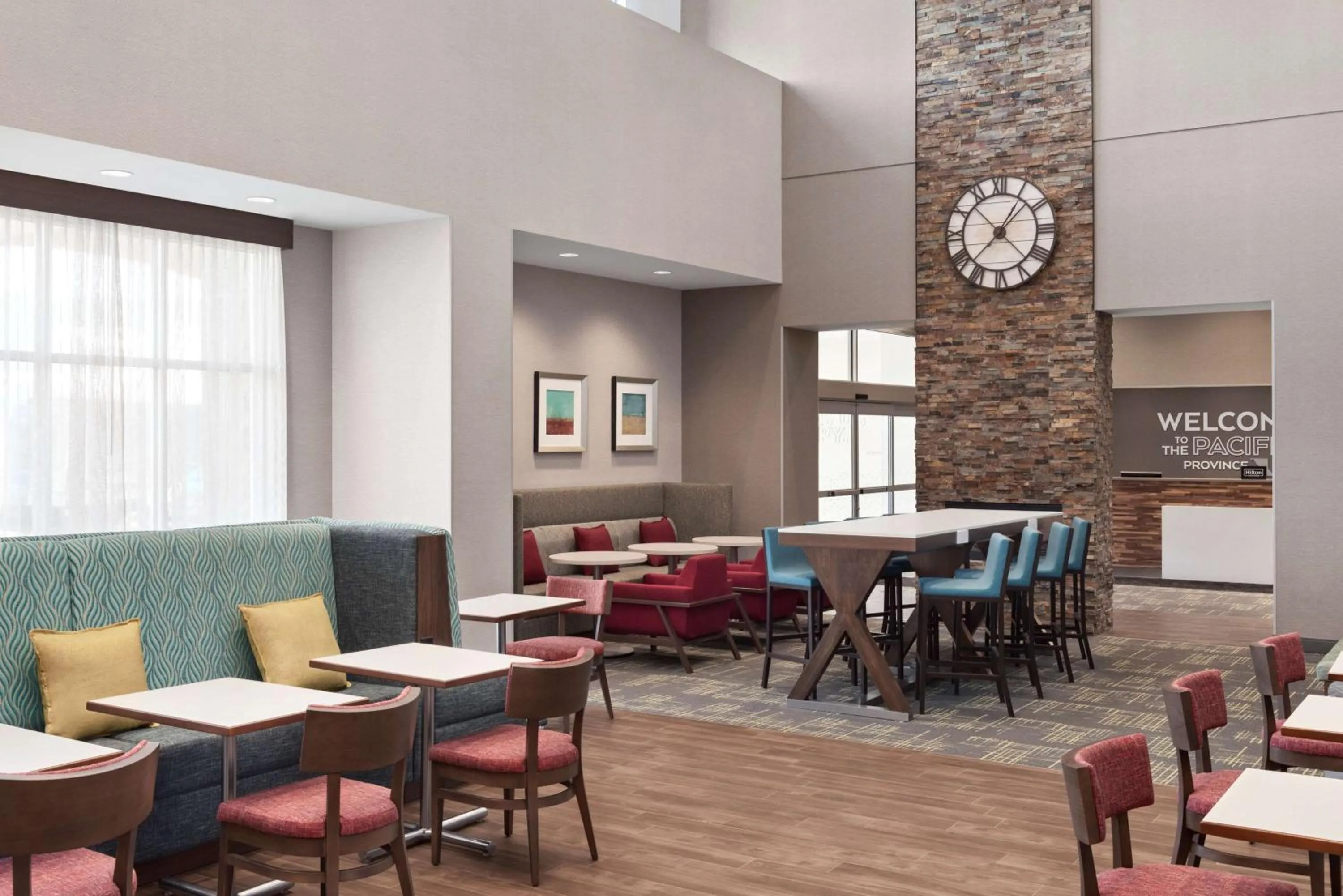 Lobby or reception in Hampton Inn & Suites Kelowna, British Columbia, Canada