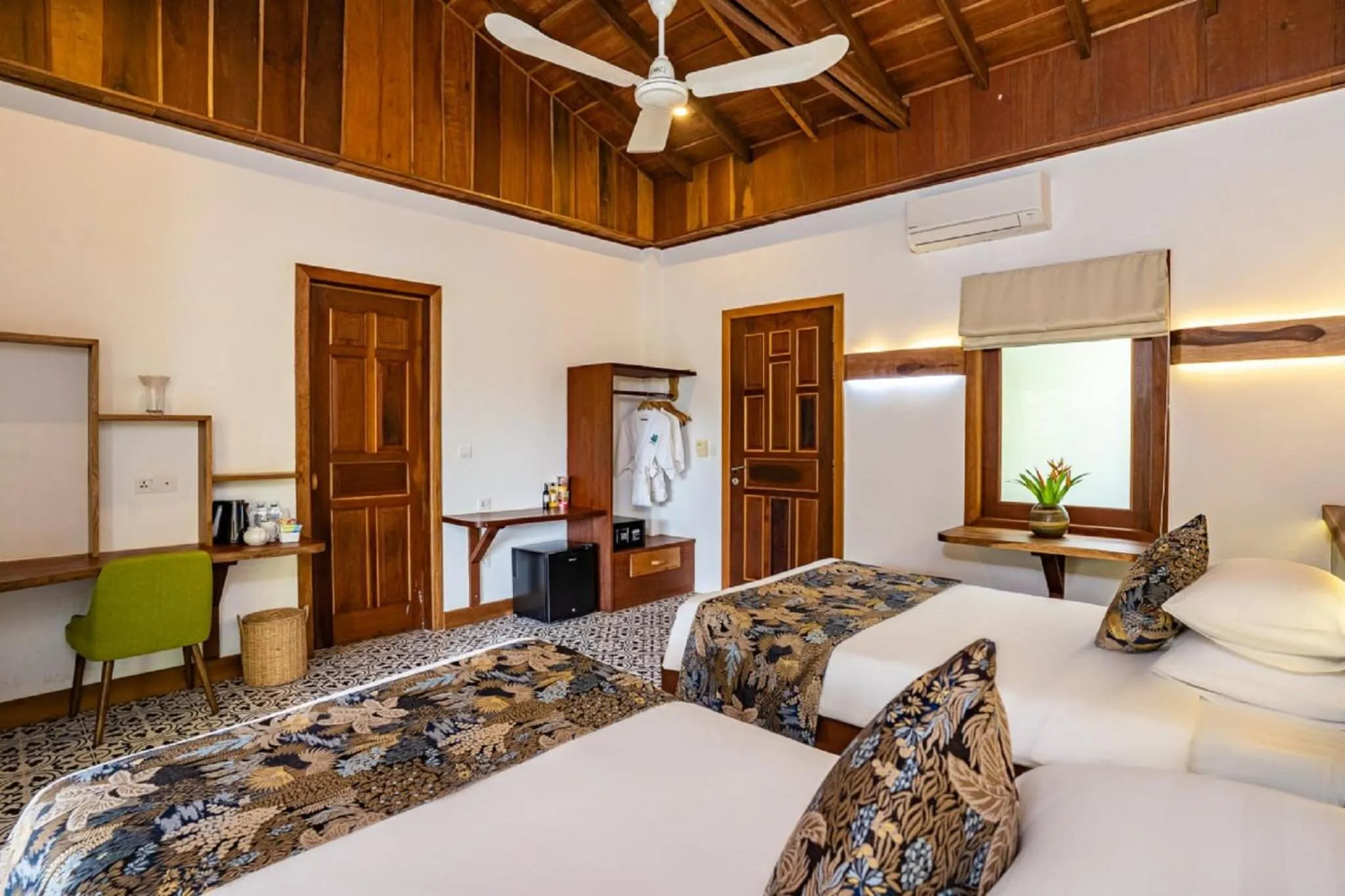 Bedroom, Bed in Peam Snea Resort