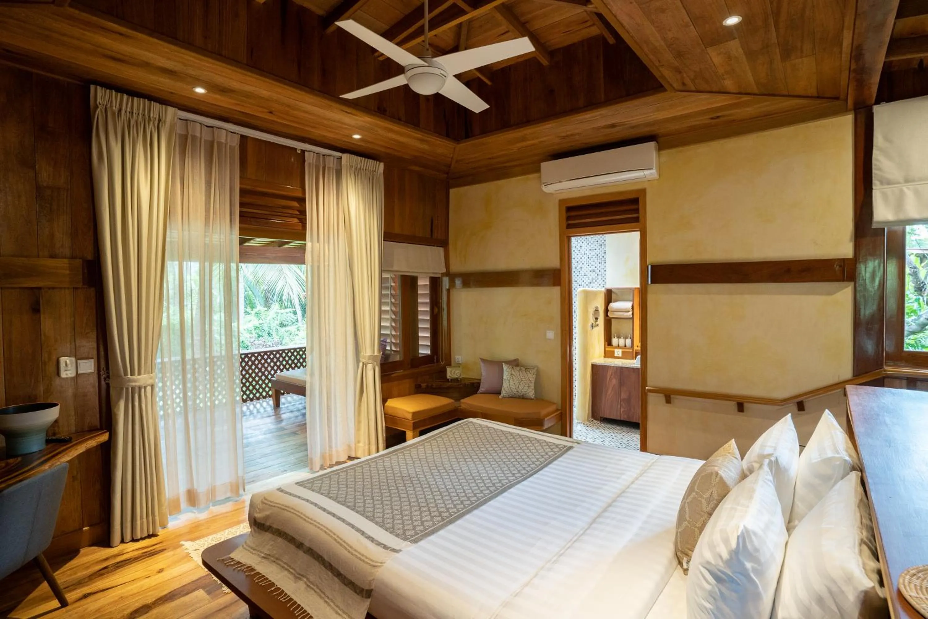 Bed in Peam Snea Resort