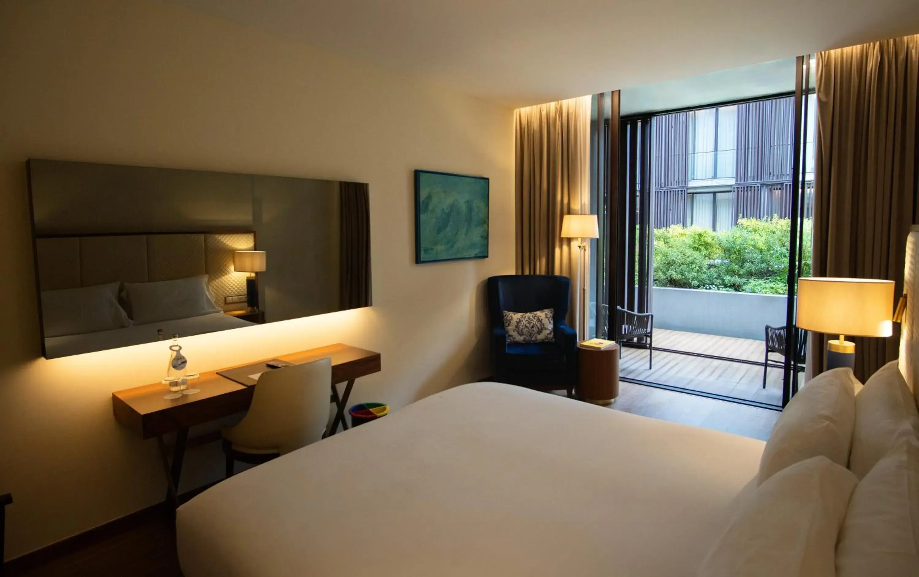 Grand Premium King Room in Boeira Garden Hotel Porto Gaia, Curio Collection by Hilton Grand Premium King Room in Boeira Garden Hotel Porto Gaia, Curio Collection by Hilton