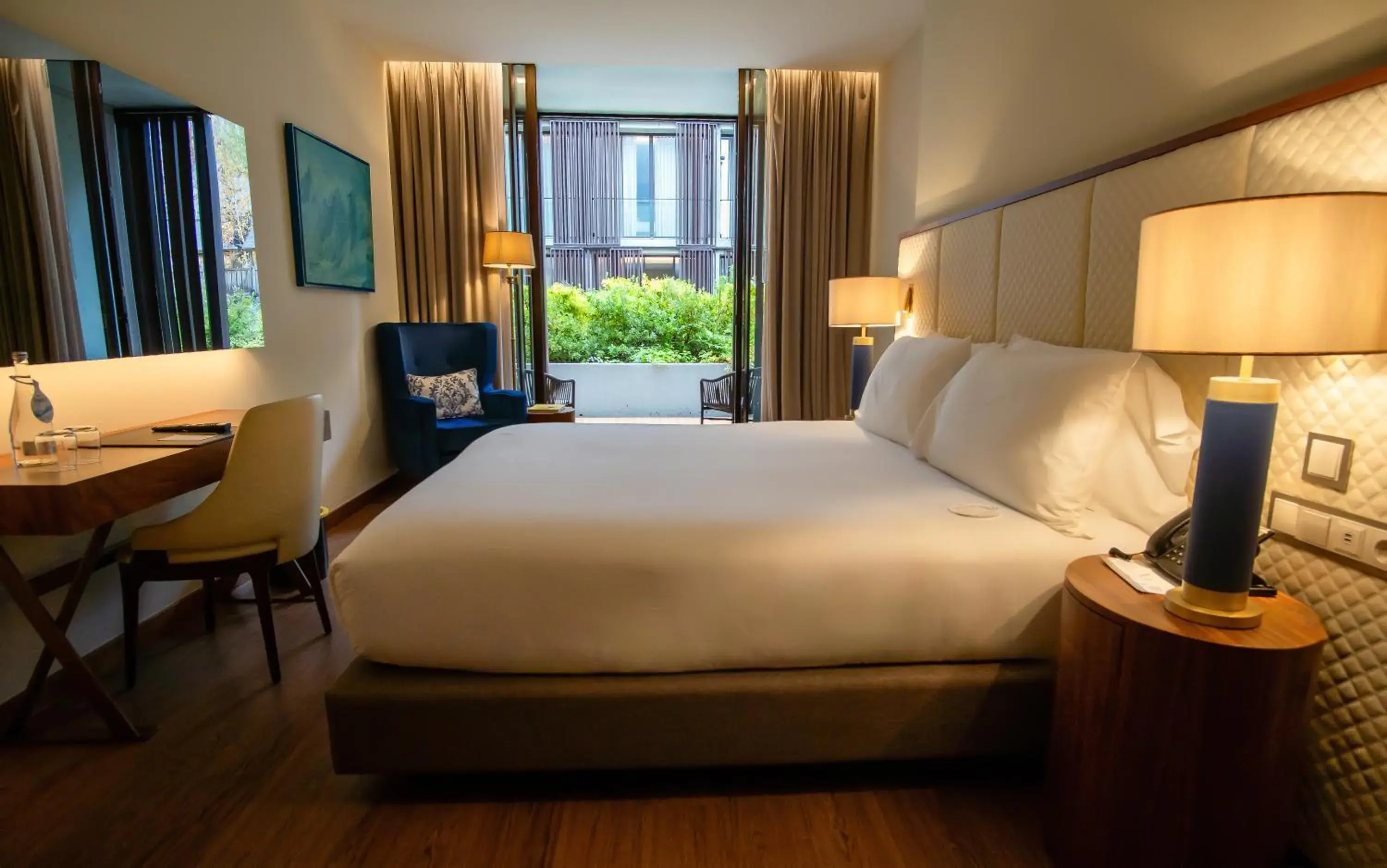 Grand Premium King Room in Boeira Garden Hotel Porto Gaia, Curio Collection by Hilton Grand Premium King Room in Boeira Garden Hotel Porto Gaia, Curio Collection by Hilton