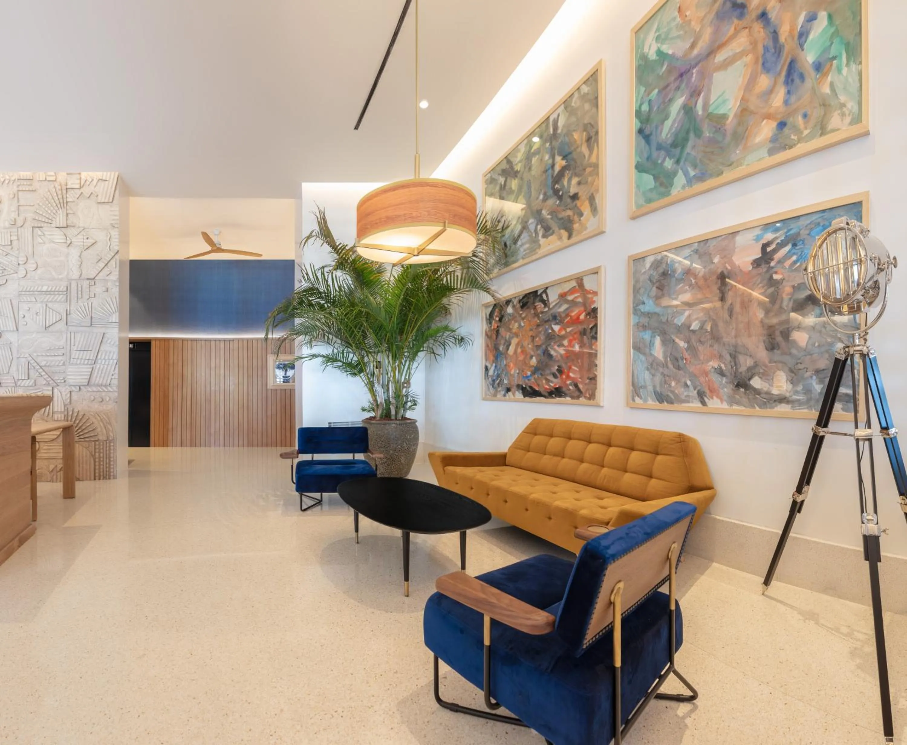 Seating area in H10 Porto Poniente 4* Sup