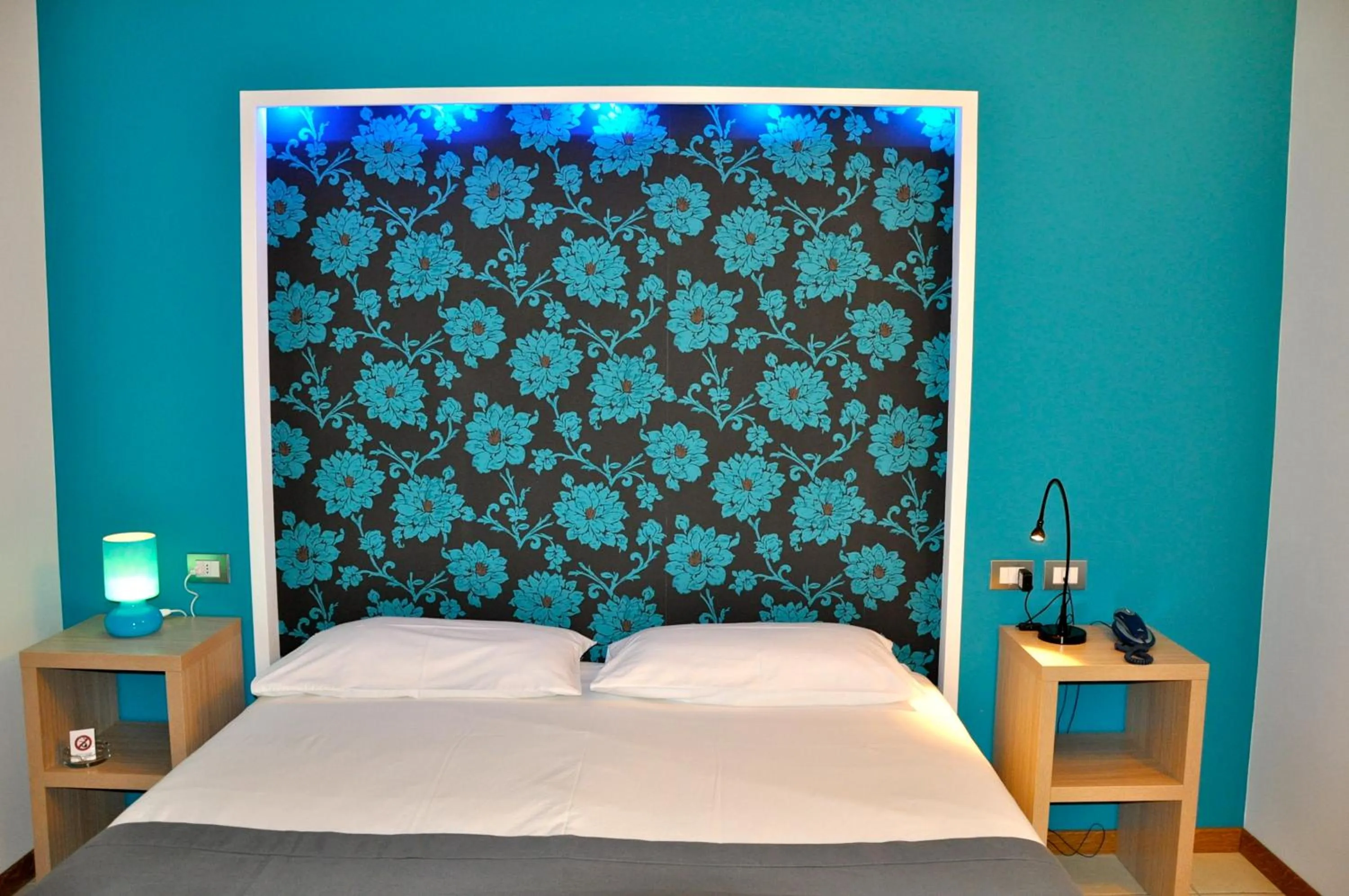 Decorative detail, Bed in Letto & Riletto