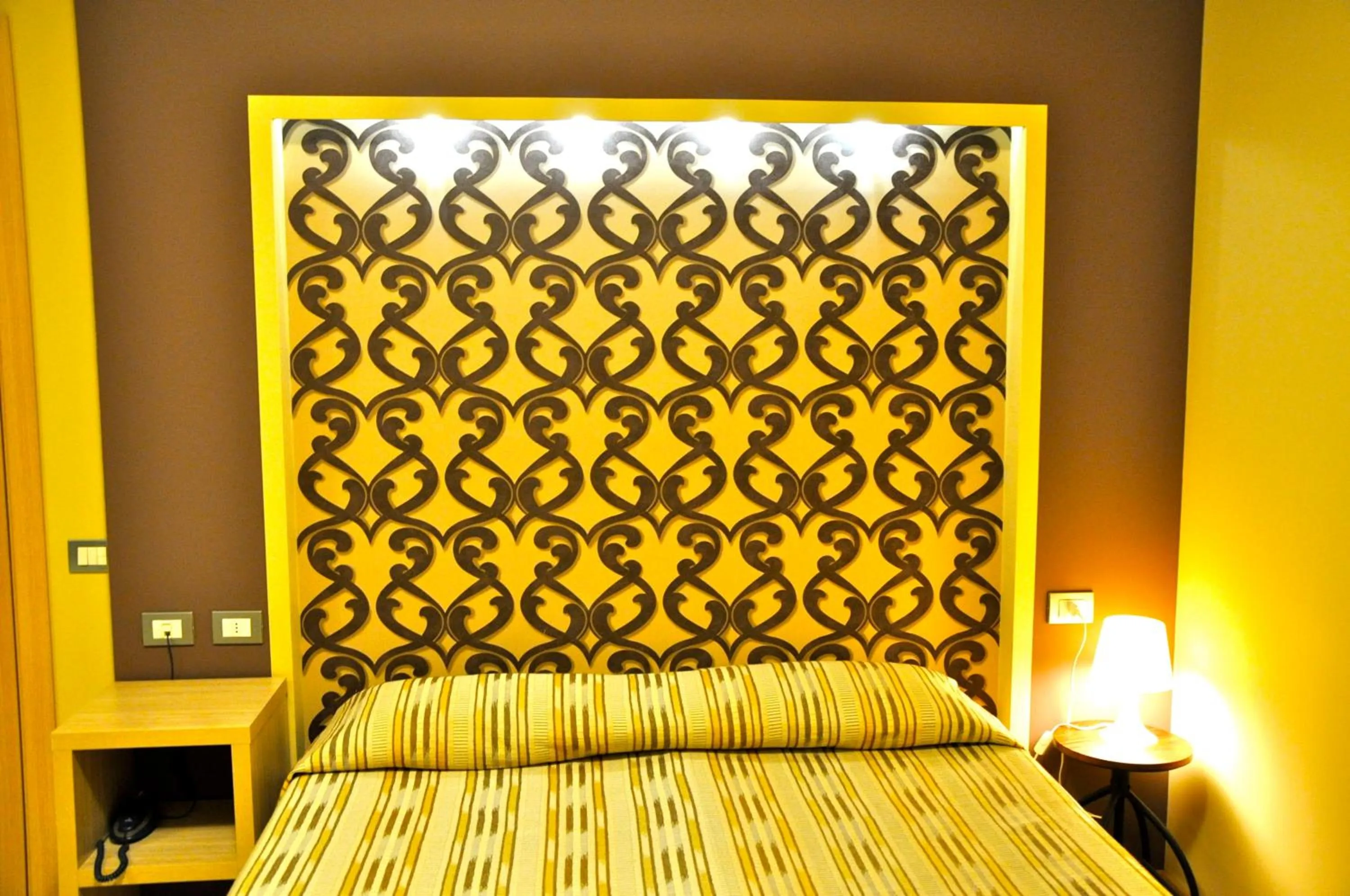 Bedroom, Bed in Letto & Riletto