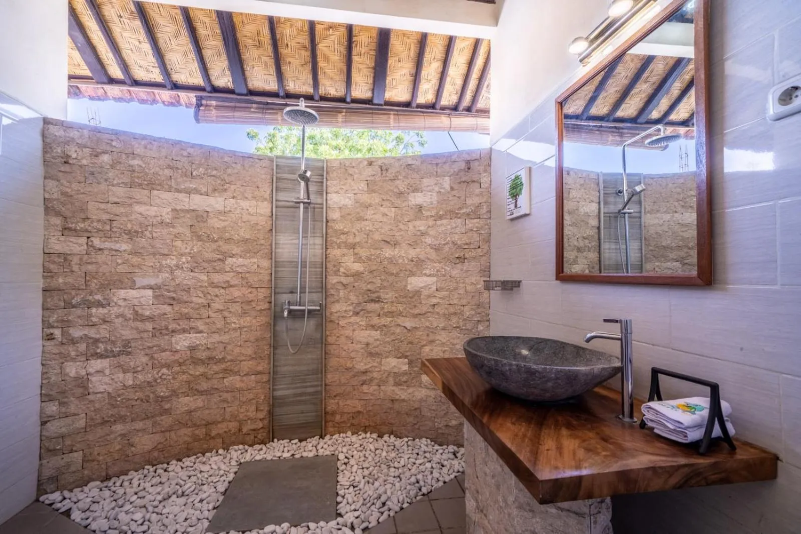 Shower in Ocean Sun Dive Resort