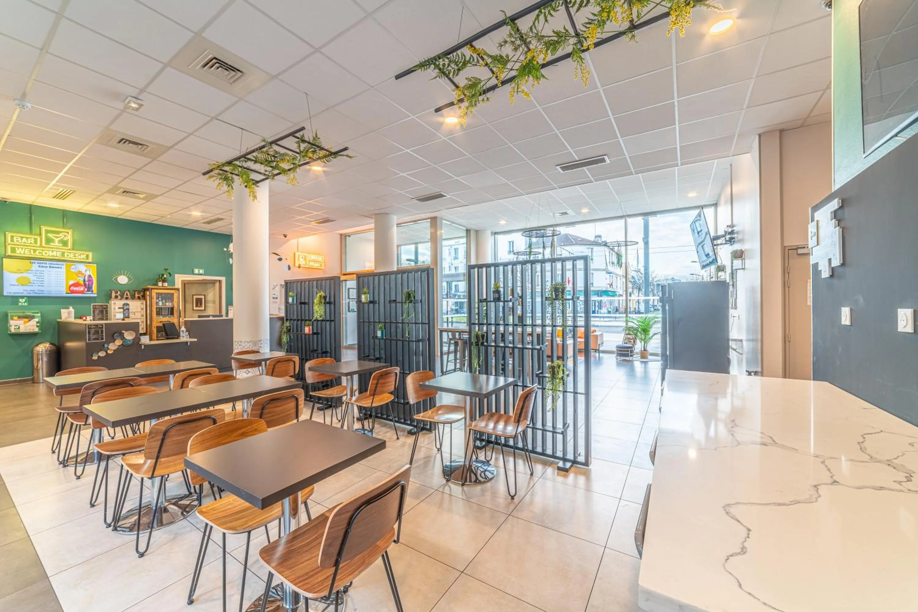 Breakfast in Break & Home Paris Italie Porte de Choisy Appart'Hôtel