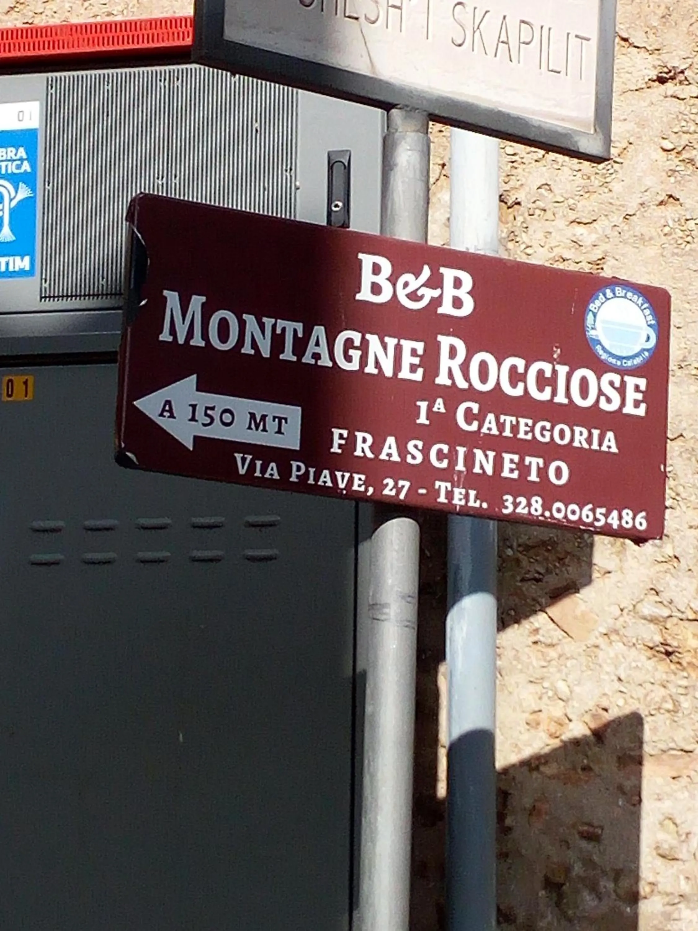 Property logo or sign in Montagne Rocciose