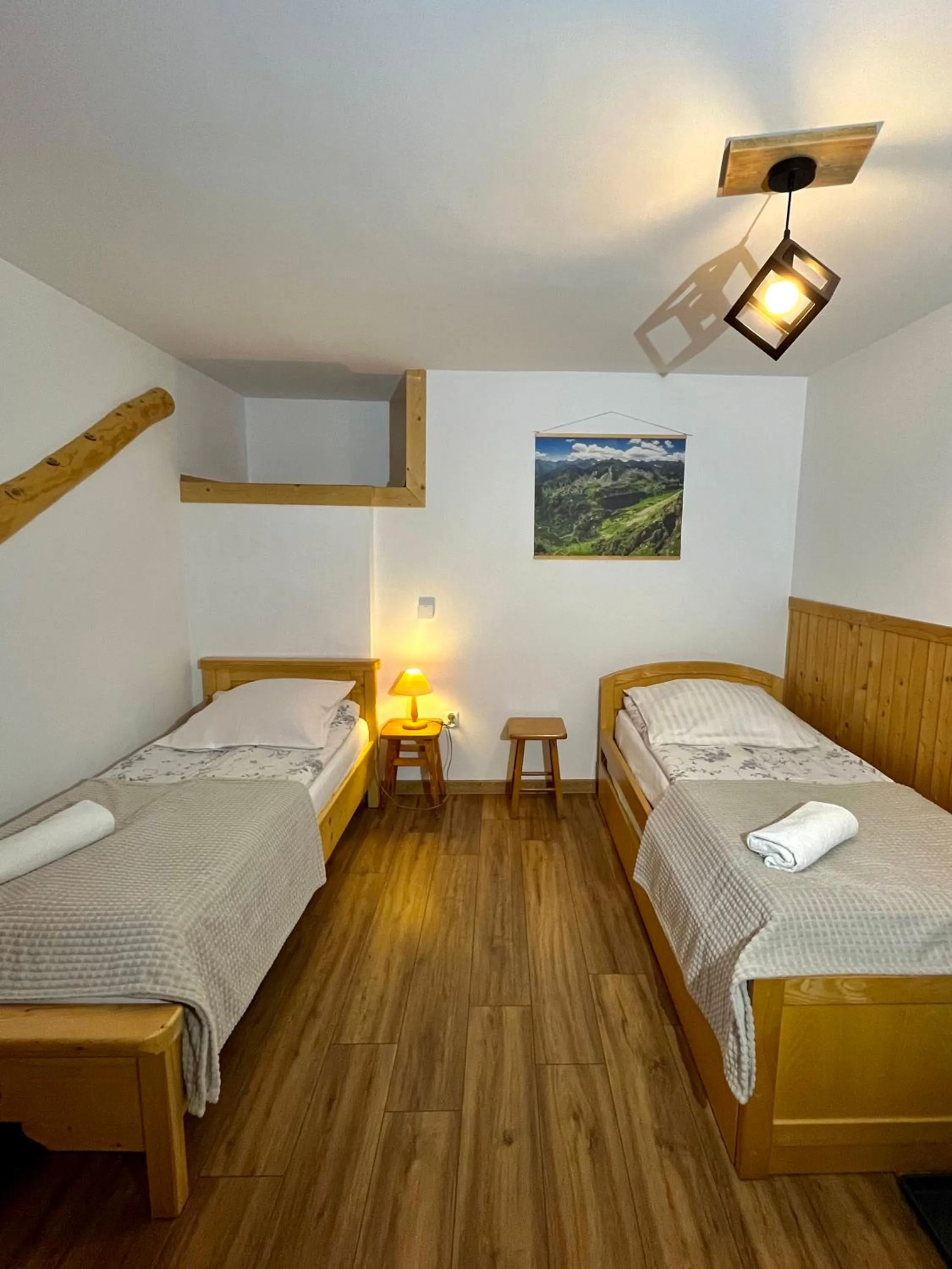 Bed in Pokoje Goscinne u Naglaka Willa Zab