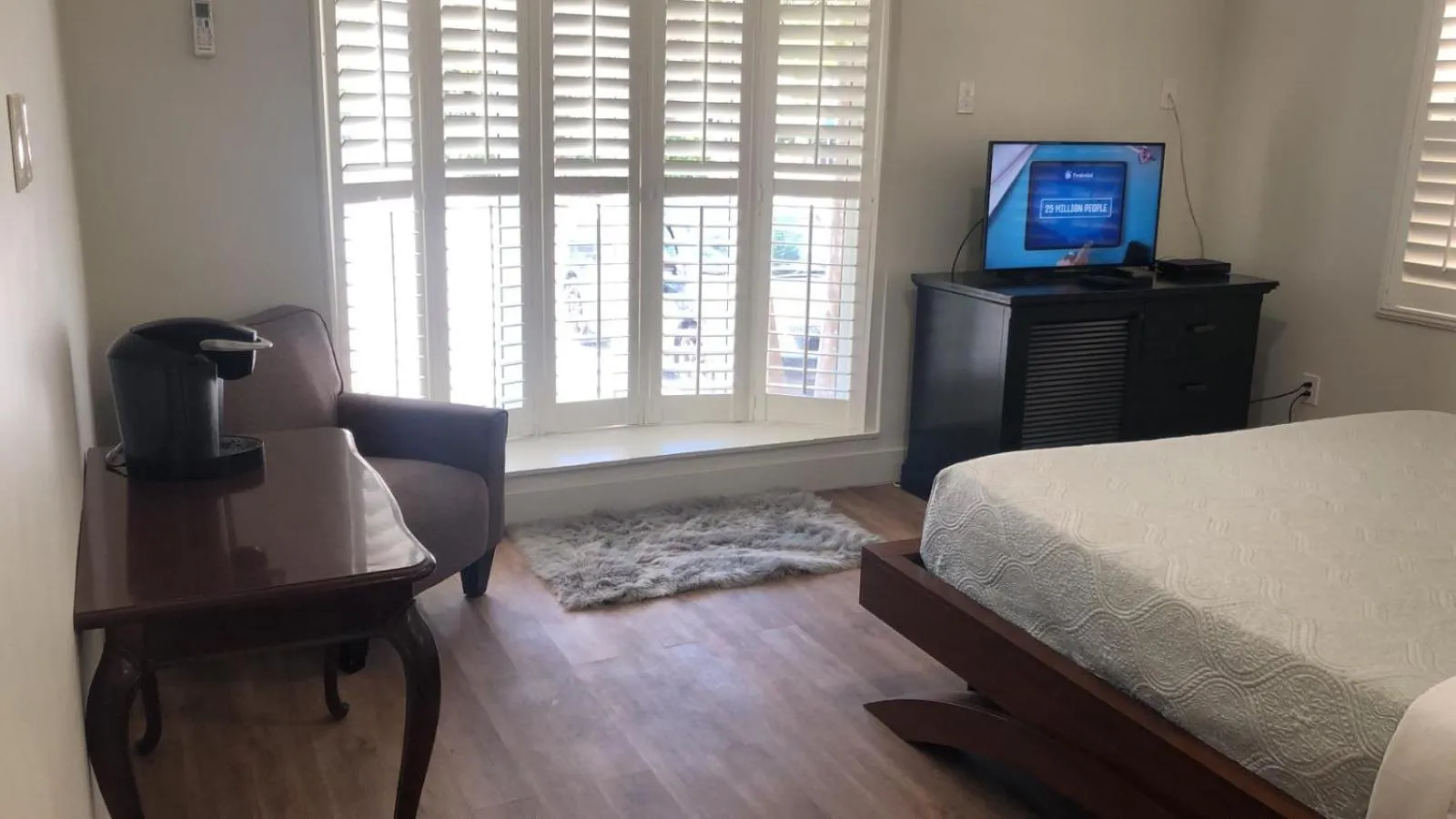 Bed in The Drift Hotel