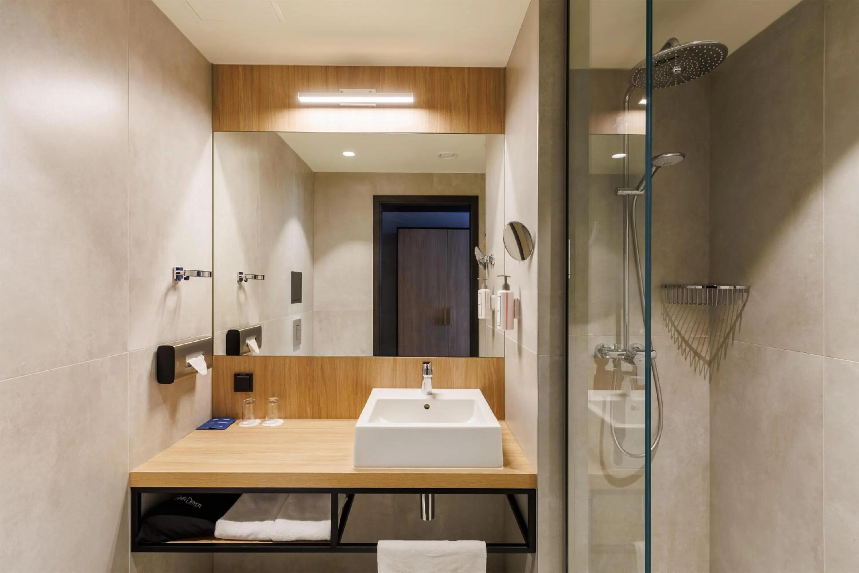 Bathroom in Park Inn by Radisson Vilnius Airport Hotel & Conference Centre