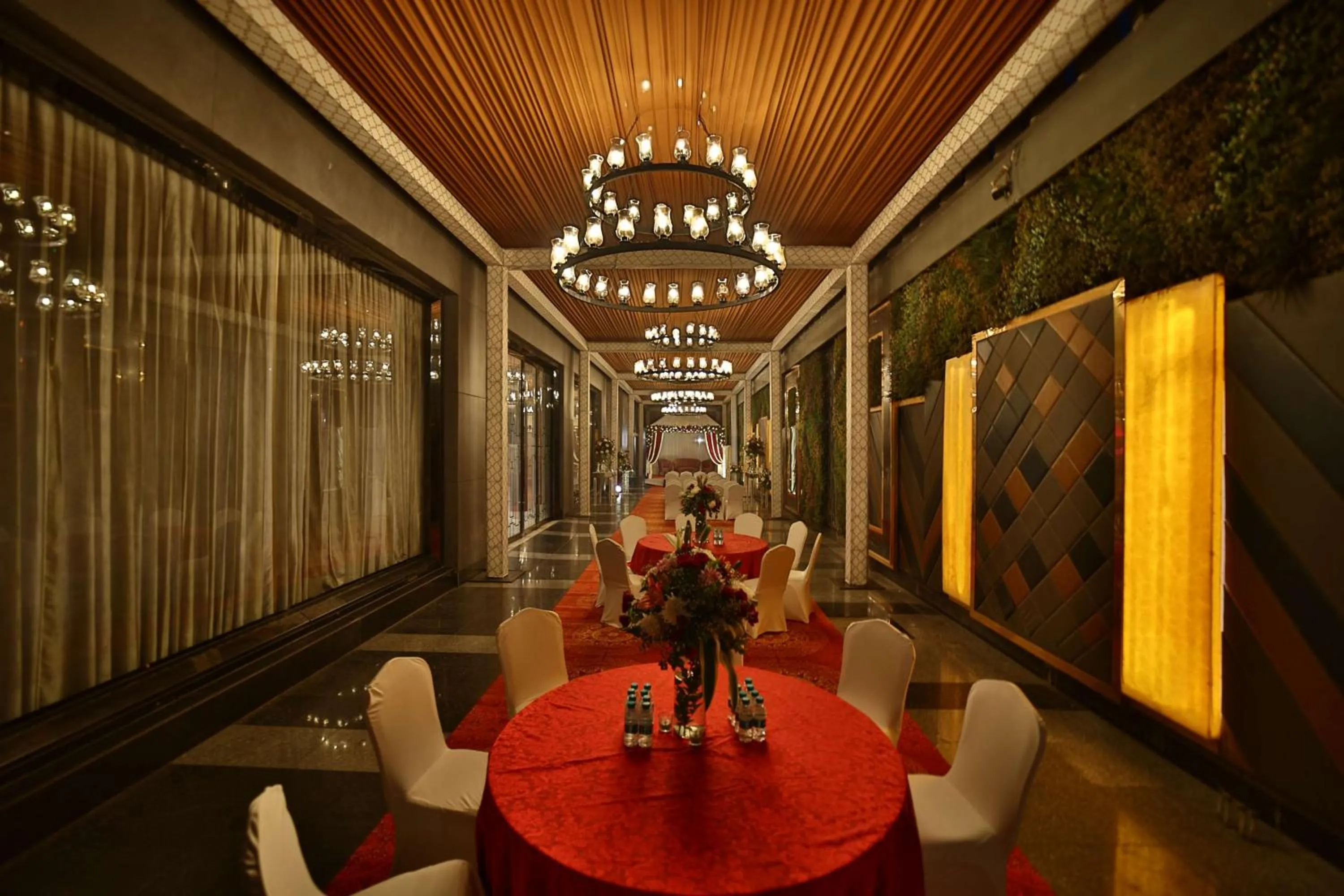 wedding in Radisson Blu Towers Kaushambi Delhi NCR