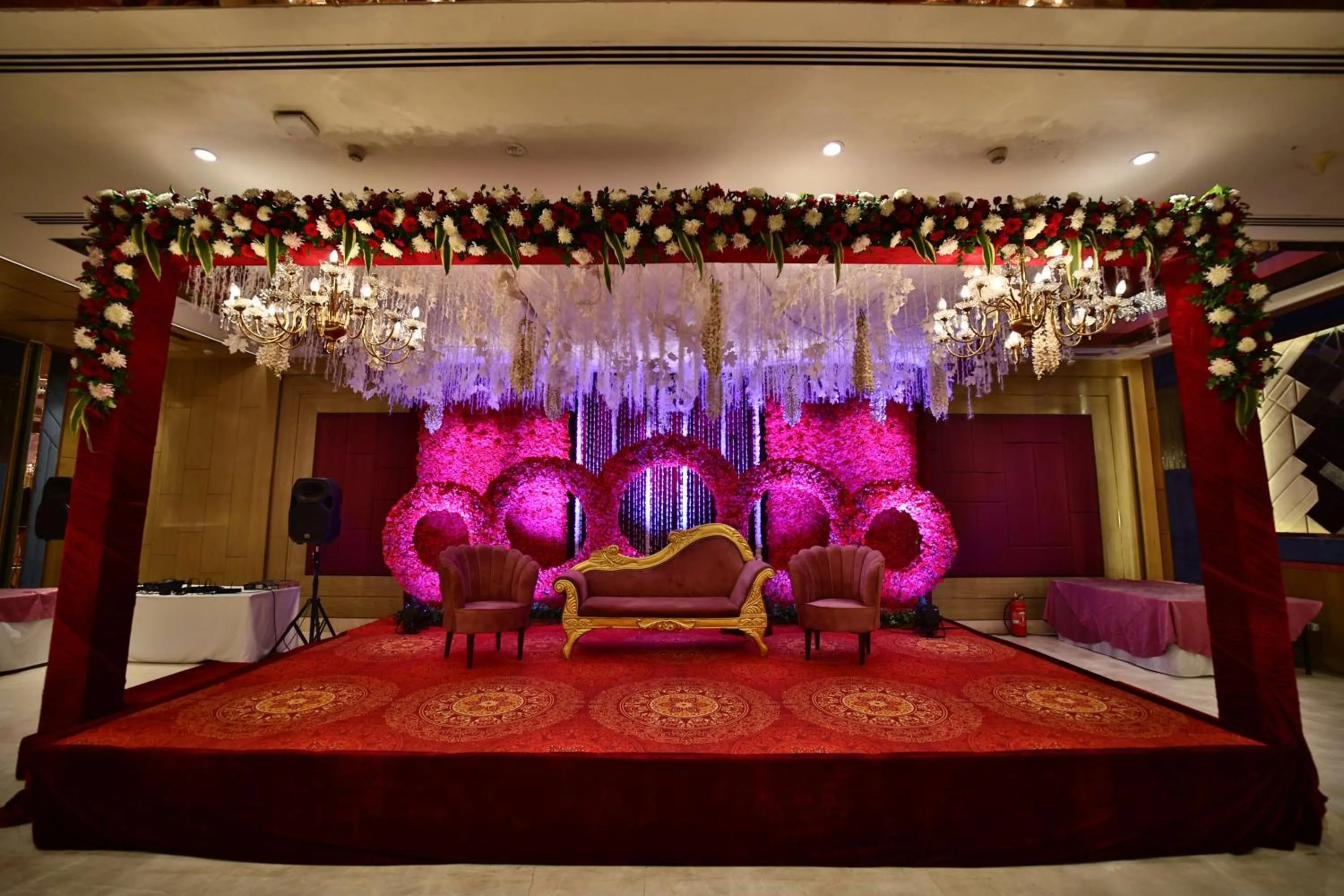 wedding in Radisson Blu Towers Kaushambi Delhi NCR
