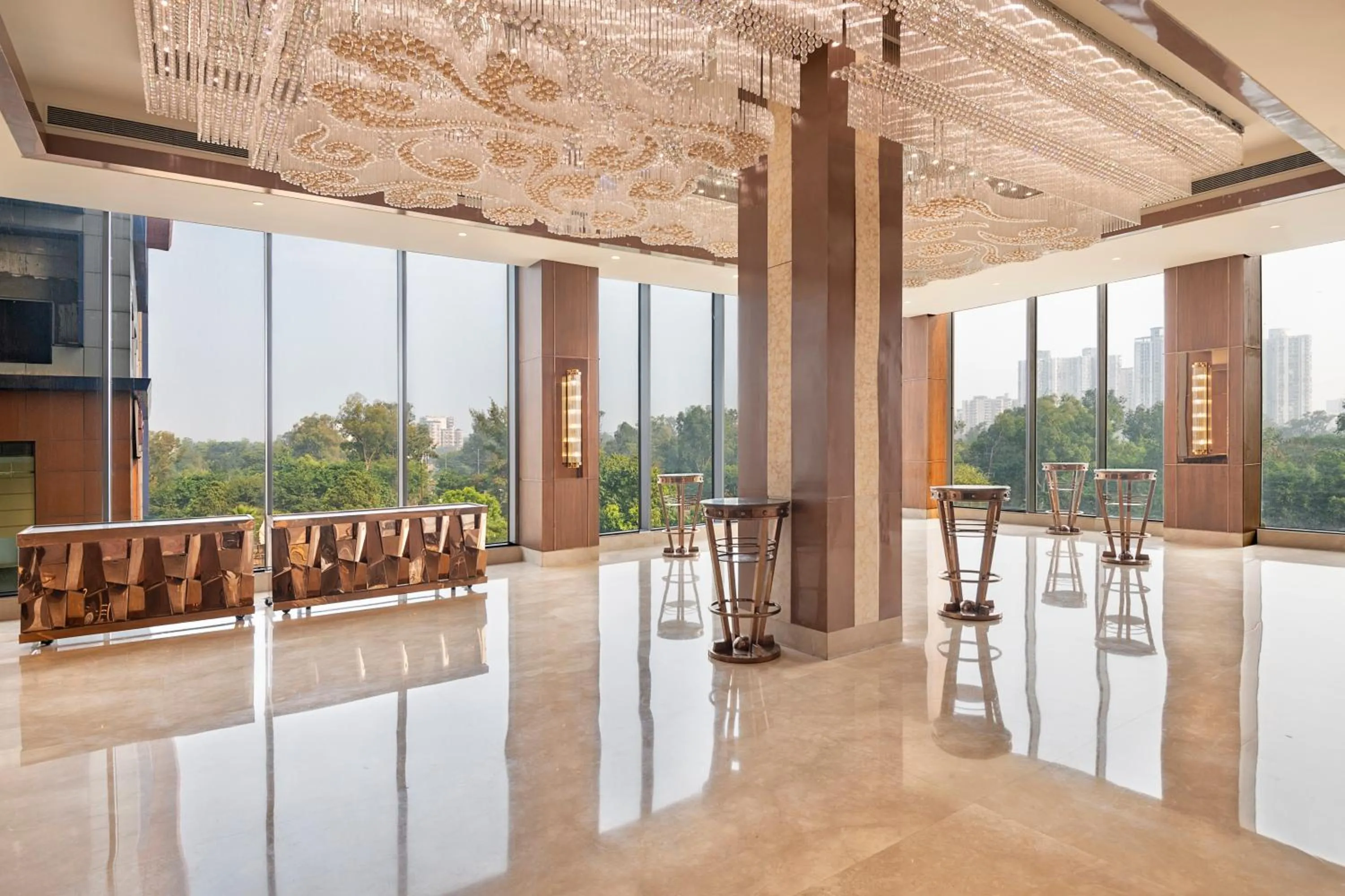 Banquet/Function facilities in Radisson Blu Towers Kaushambi Delhi NCR