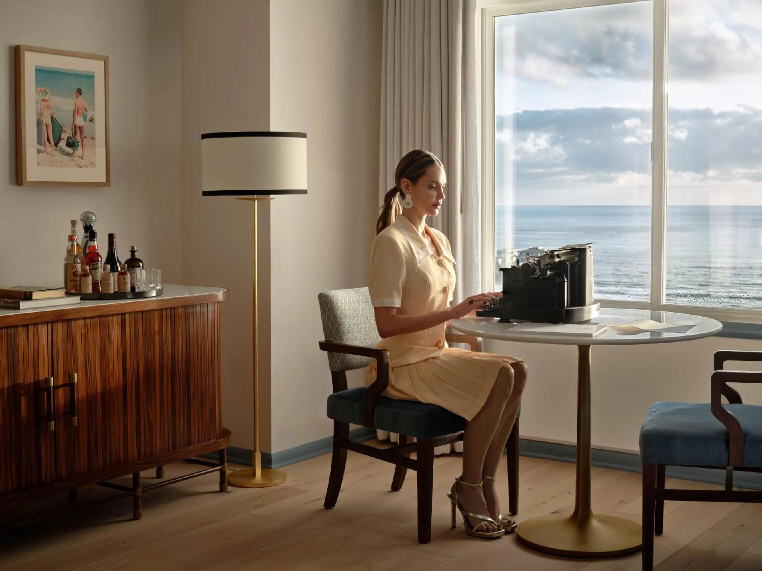 Living room in The Georgian Hotel