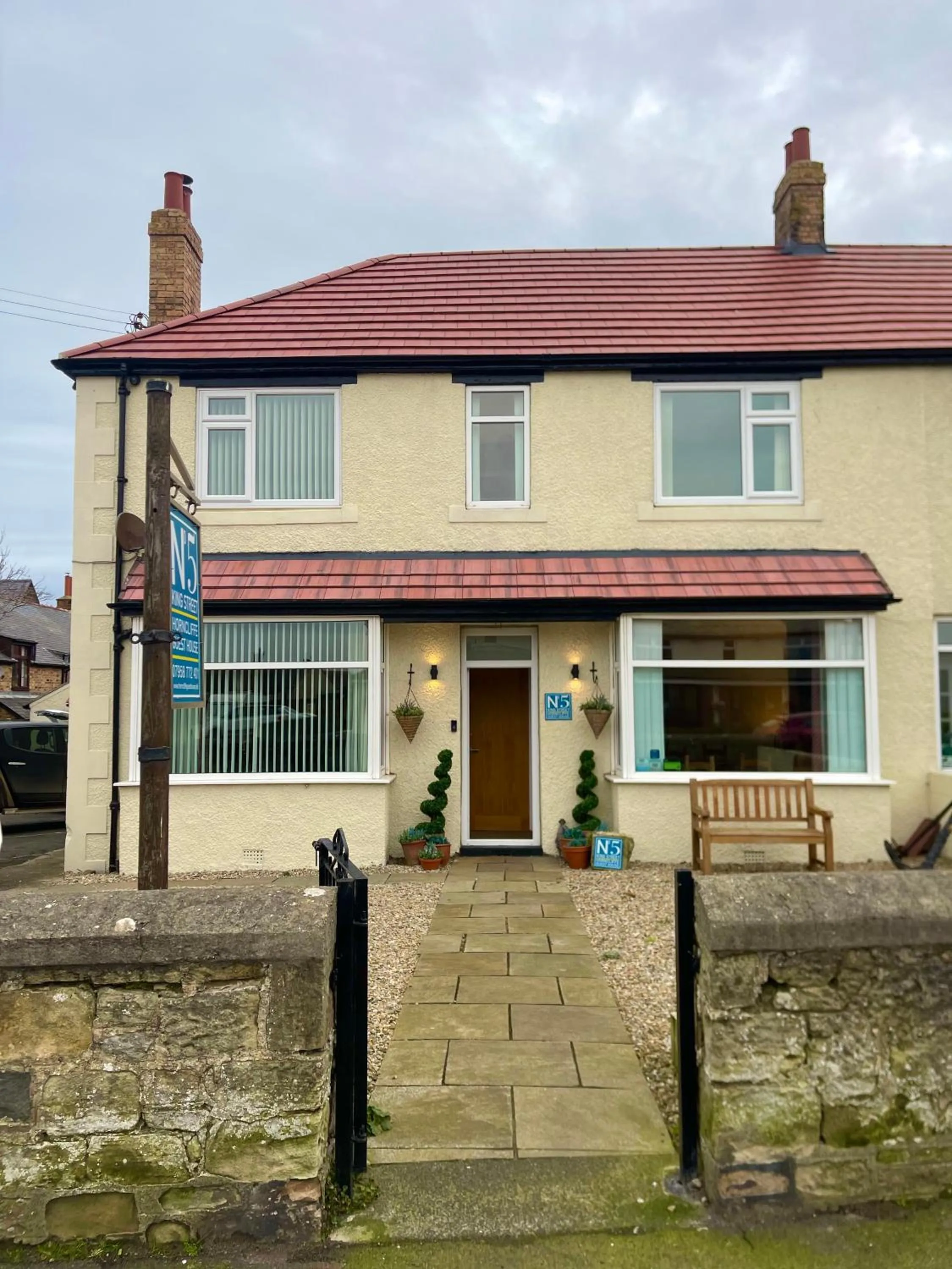 Horncliffe room only accommodation