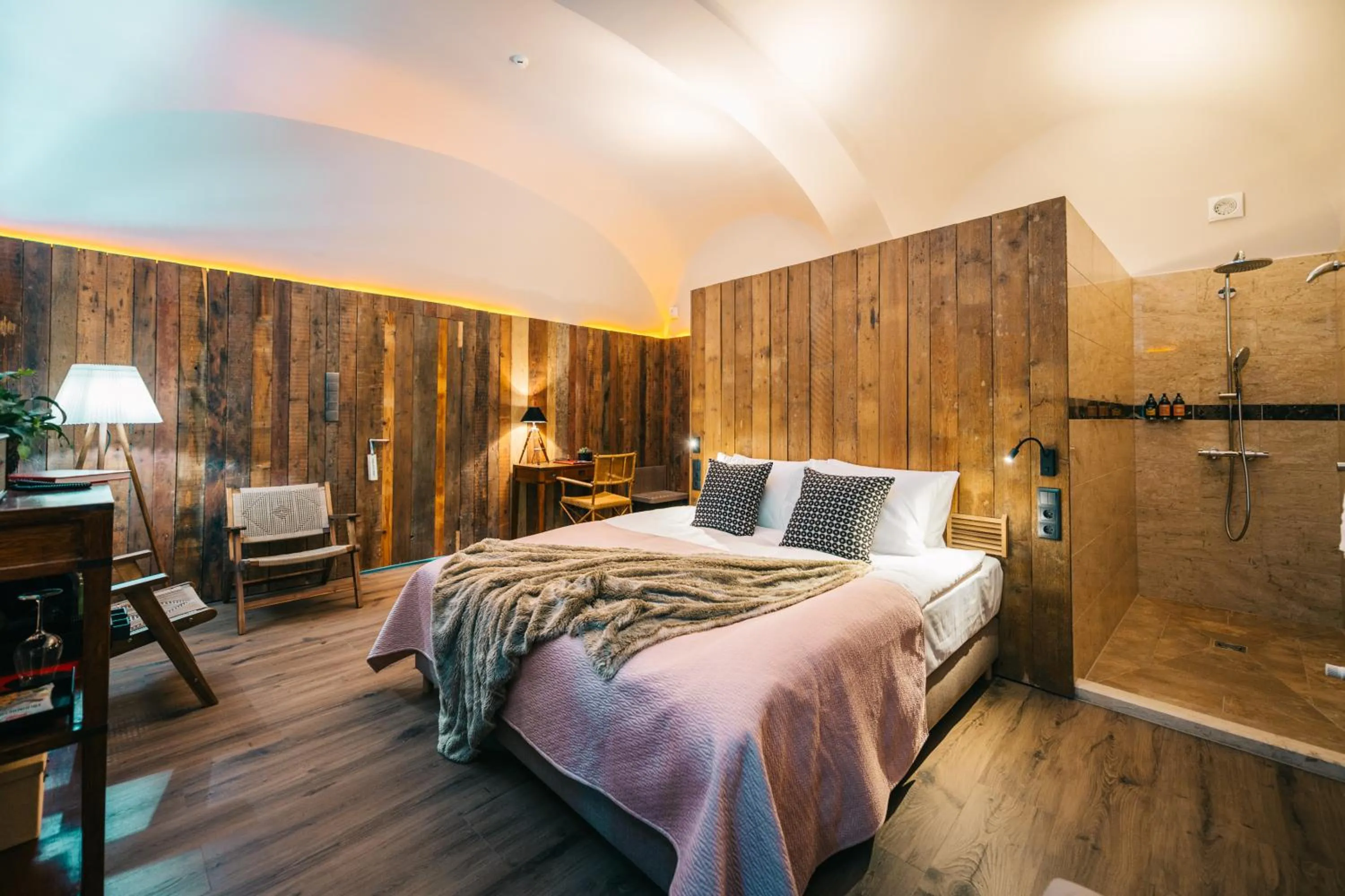 Bed in BALTAZÁR Boutique Hotel