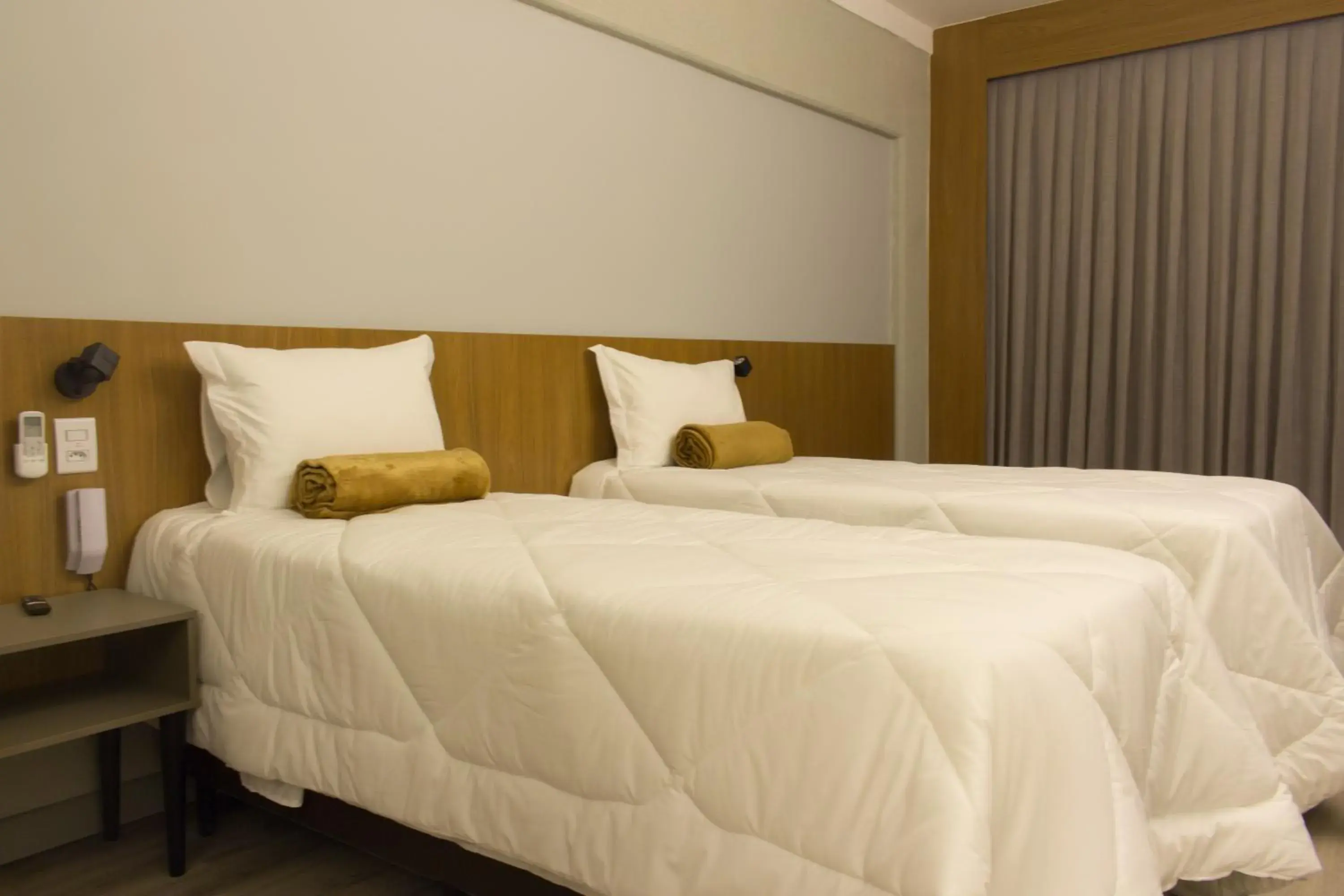 Deluxe Twin Room - single occupancy in Dela Inn Andradas Deluxe Twin Room - single occupancy in Dela Inn Andradas