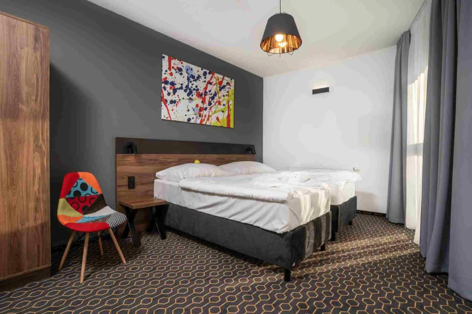 Photo of the whole room, Bed in Hotel Mamut