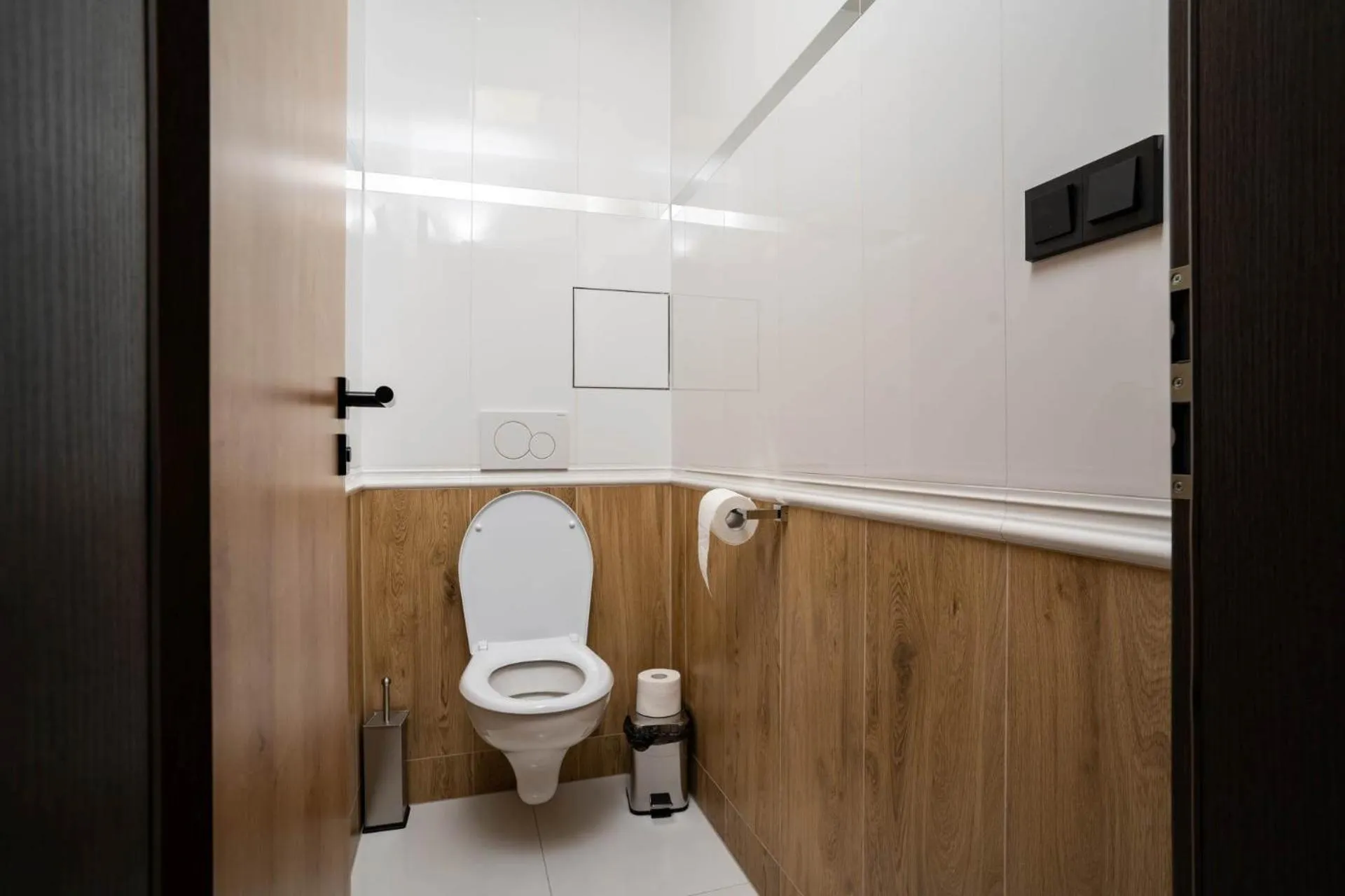 Toilet in Hotel Mamut