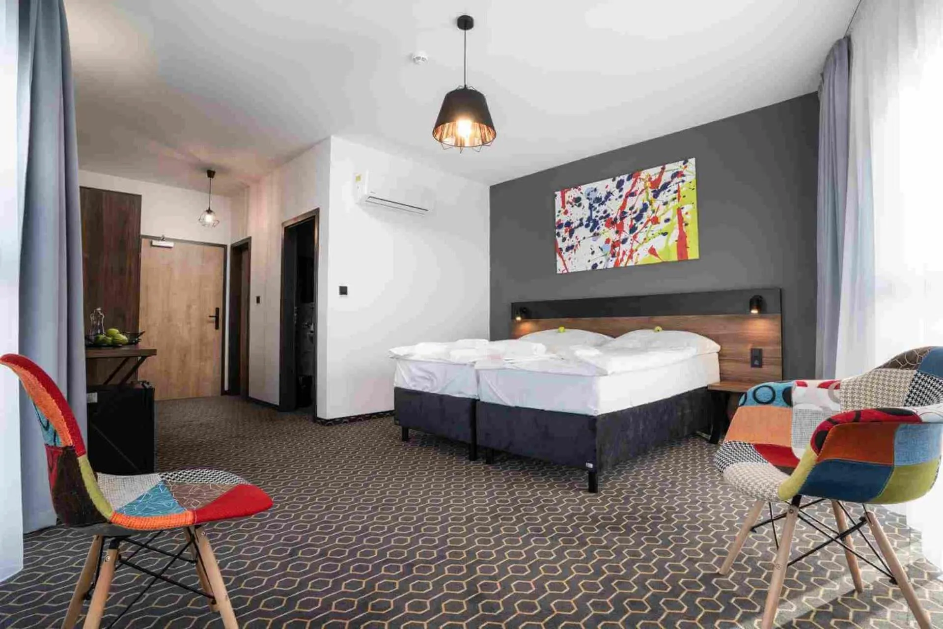 Photo of the whole room, Bed in Hotel Mamut