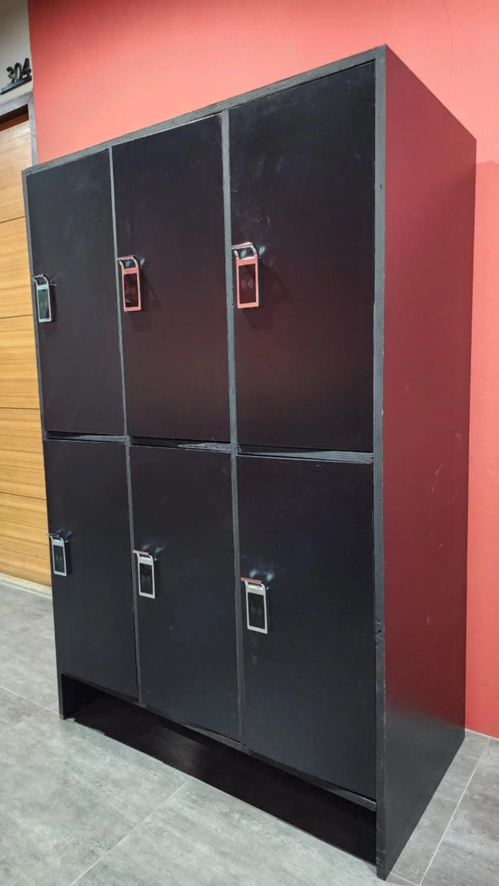 locker in Hotel Ordinary Bangkok