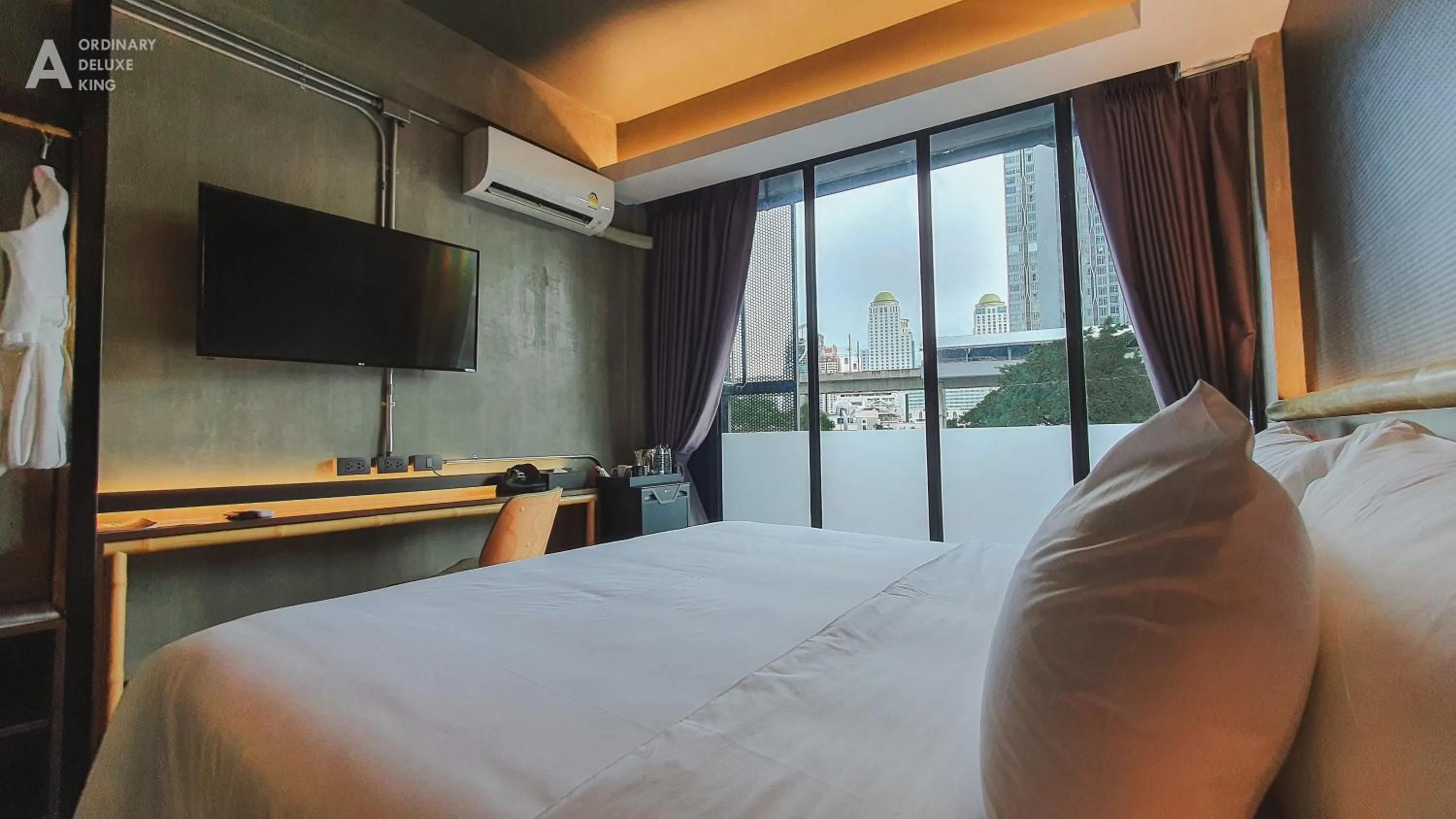 TV and multimedia, Bed in Hotel Ordinary Bangkok