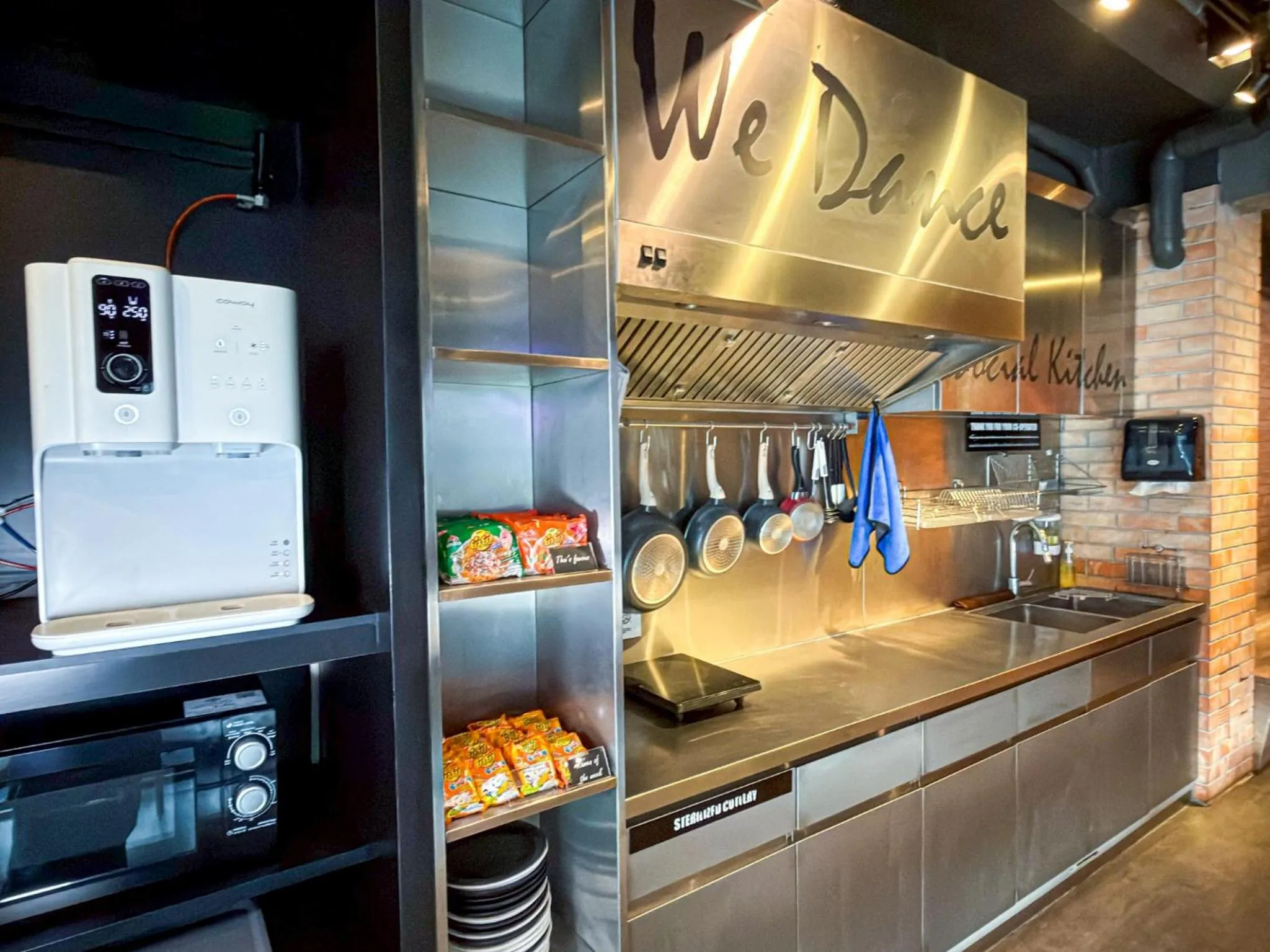 Communal kitchen in Hotel Ordinary Bangkok