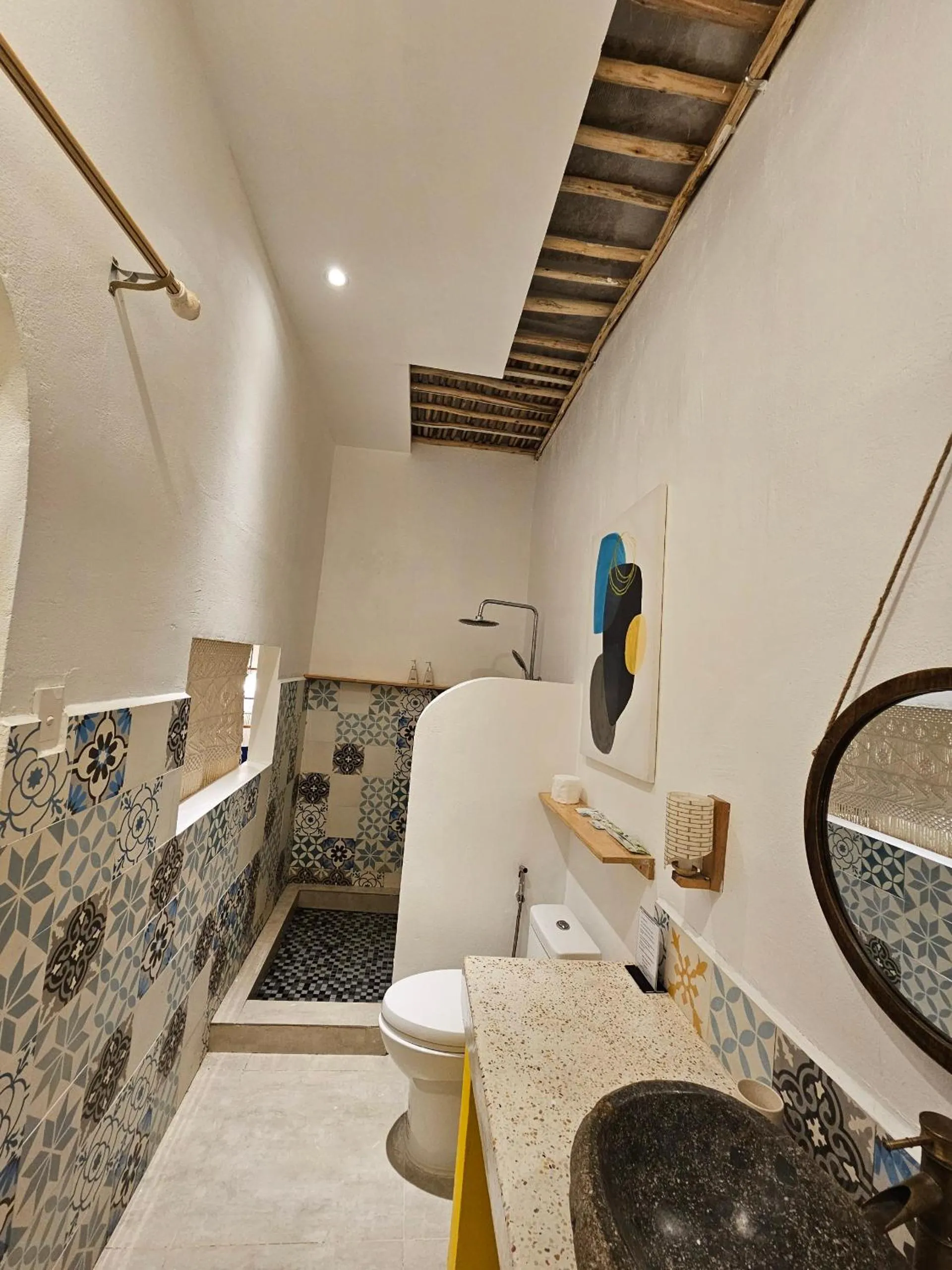 Shower in Hacoda Homestay