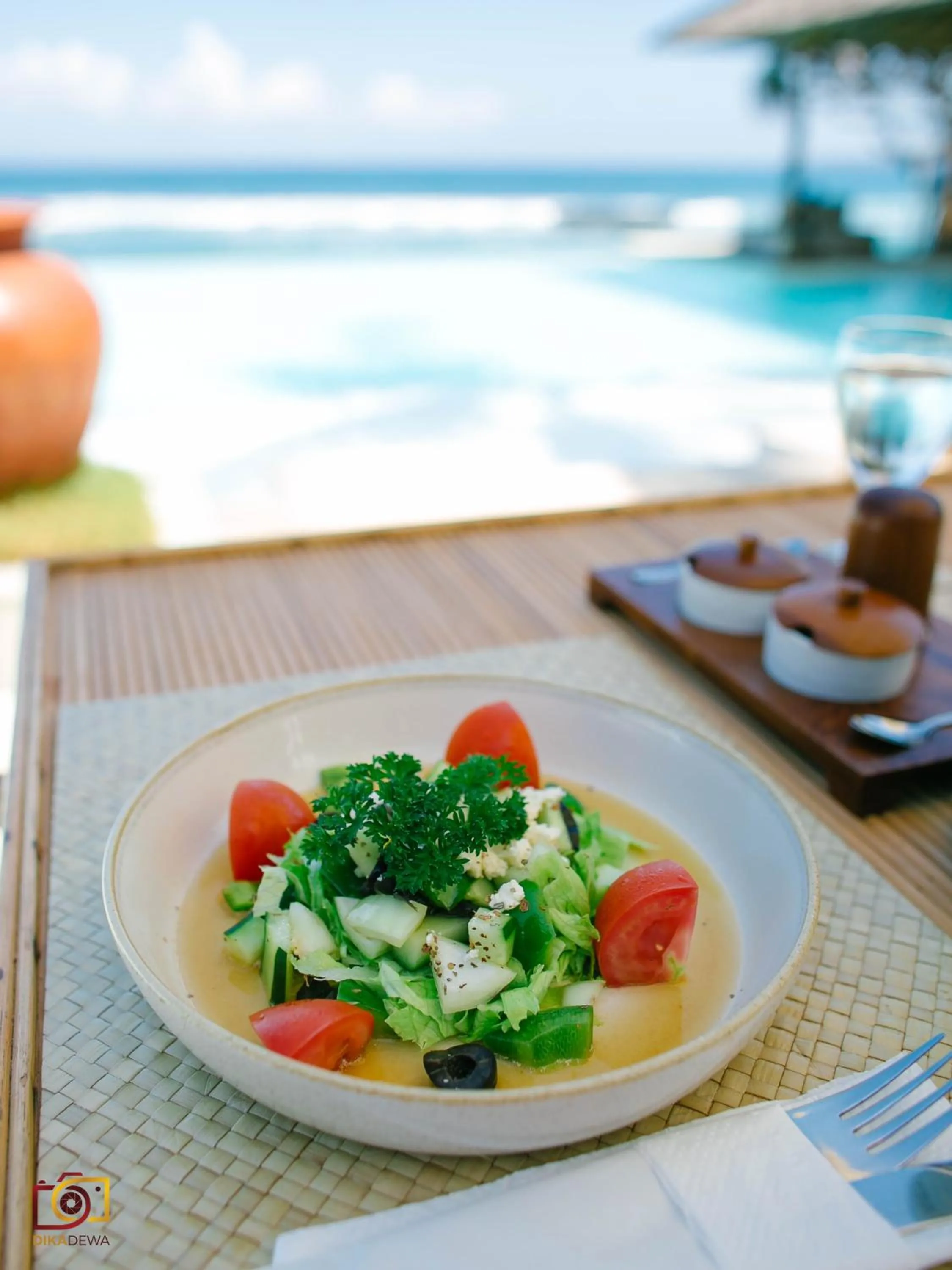 Food and drinks in Lotus Bungalows