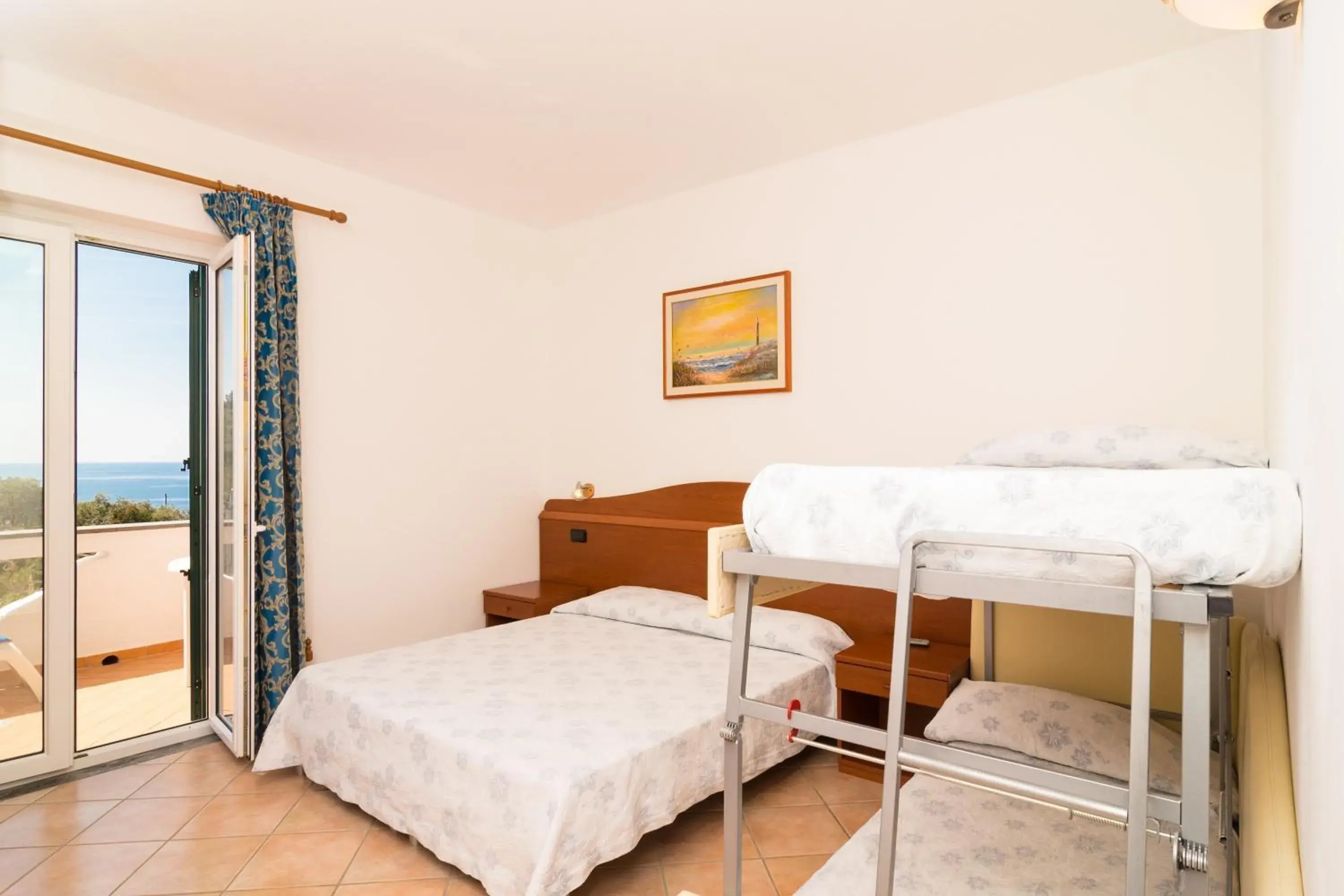 Quadruple Room in Hotel Villa Fumerie Quadruple Room in Hotel Villa Fumerie