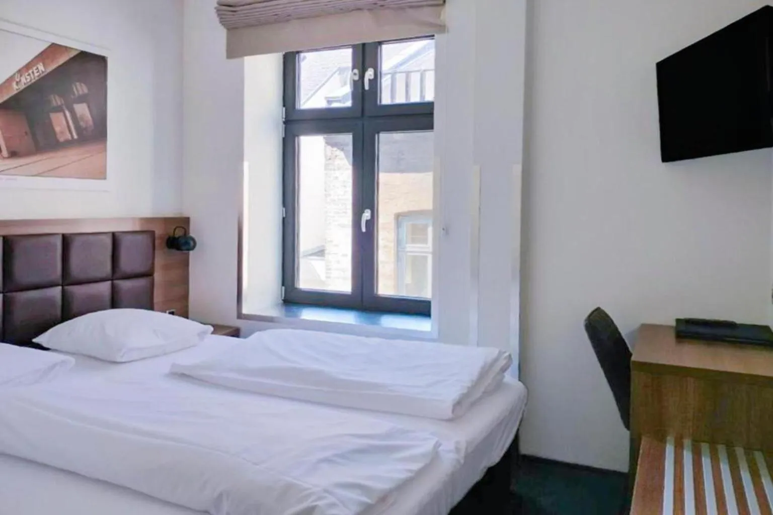 Bedroom, Bed in Dancenter Hotel Jomfru Ane