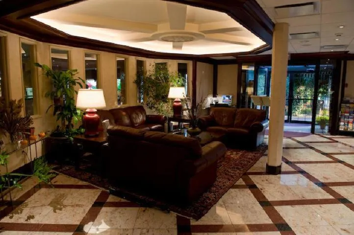 Lobby or reception in Norwalk Inn & Conference Center