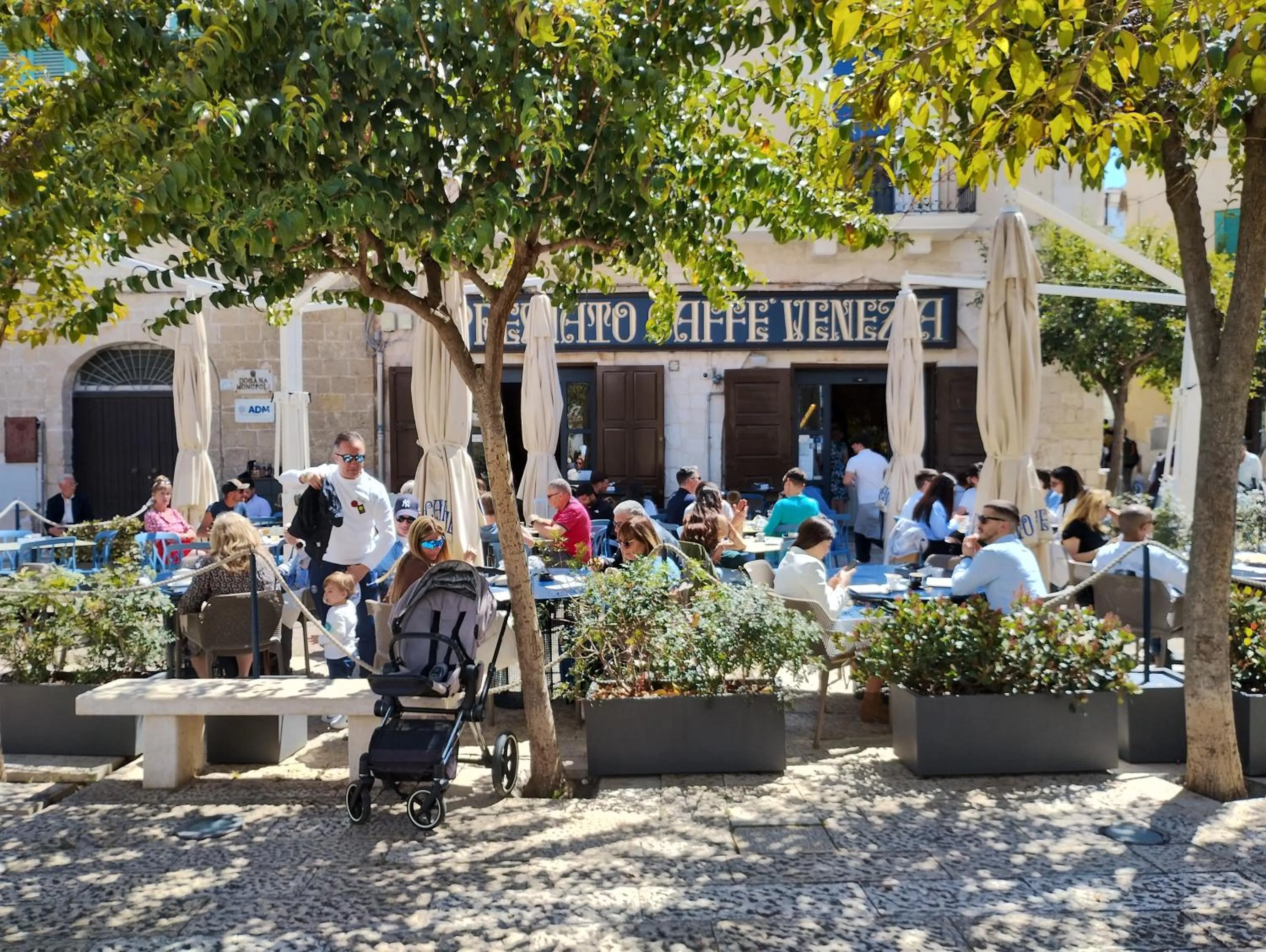 Food and drinks in My House Suite