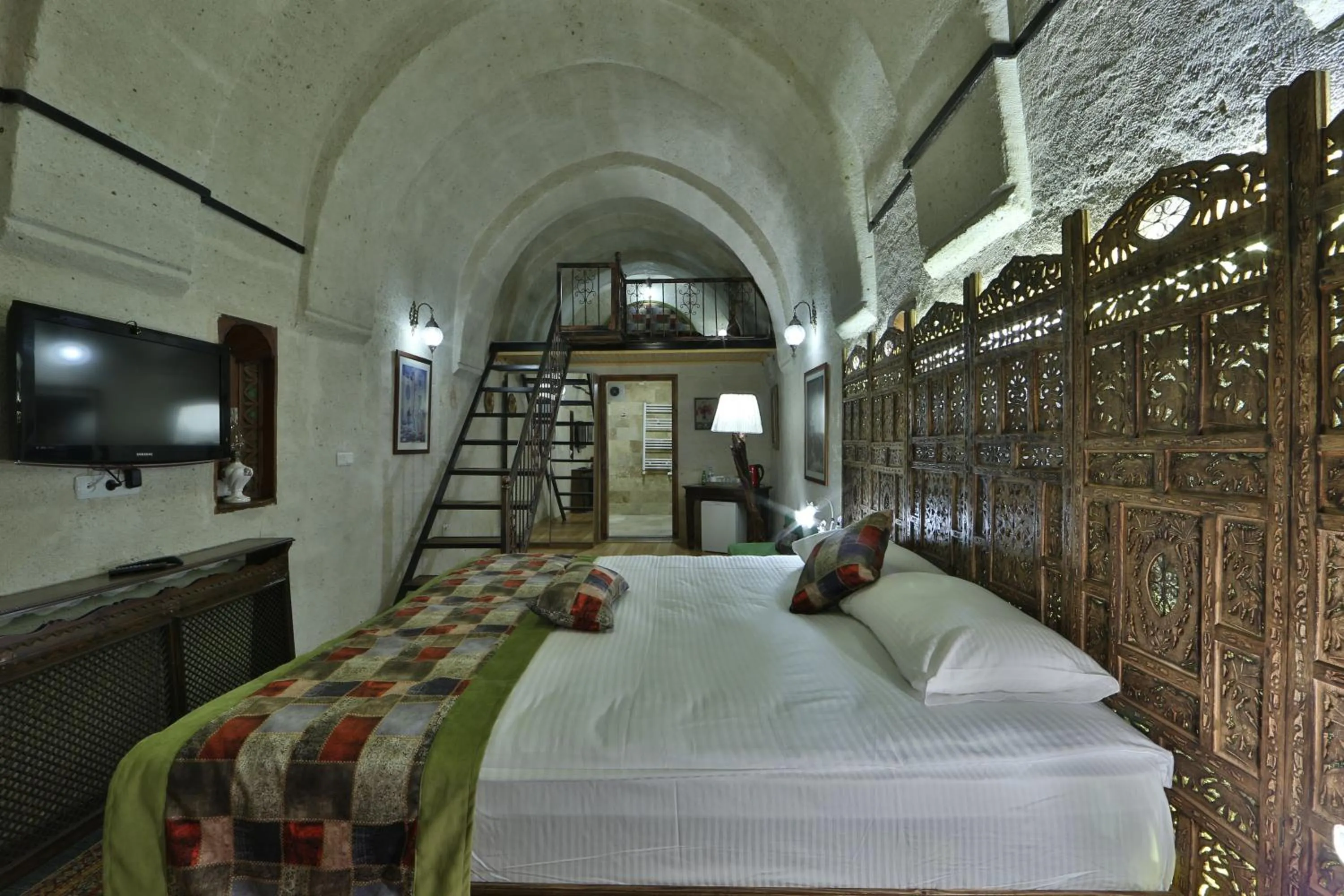Bedroom, Bed in Mira Cappadocia Hotel