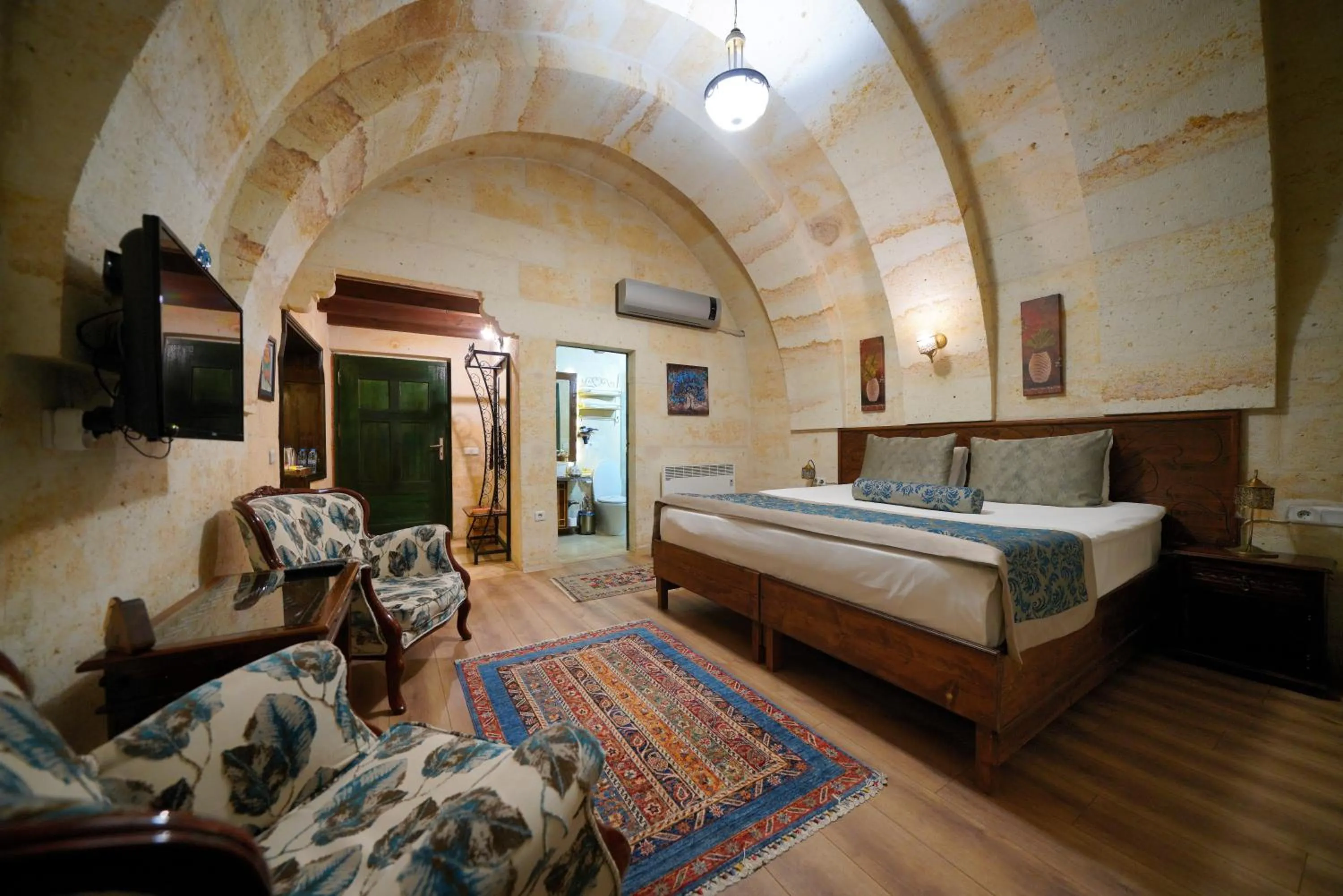 Bedroom, Bed in Mira Cappadocia Hotel