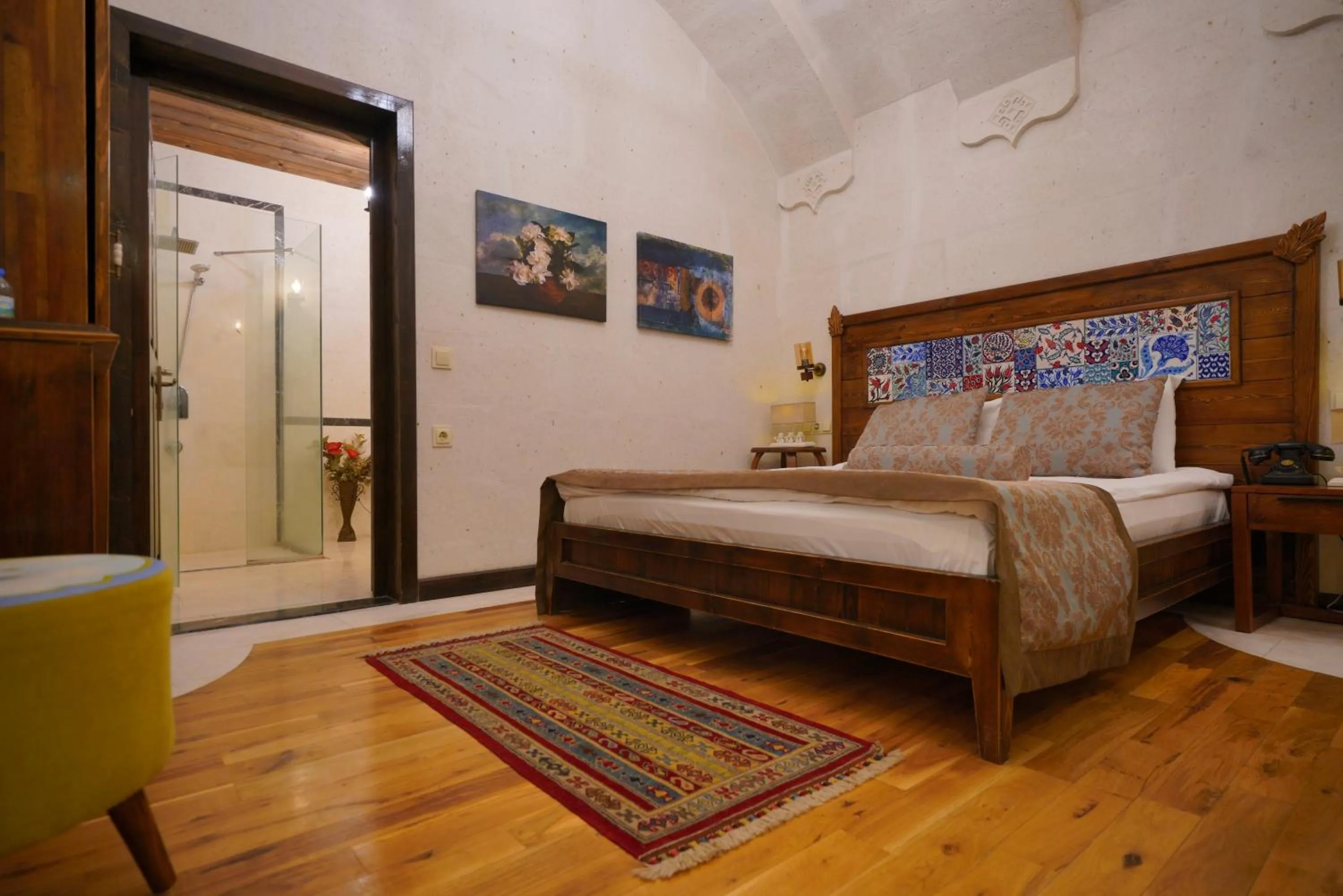 Shower, Bed in Mira Cappadocia Hotel