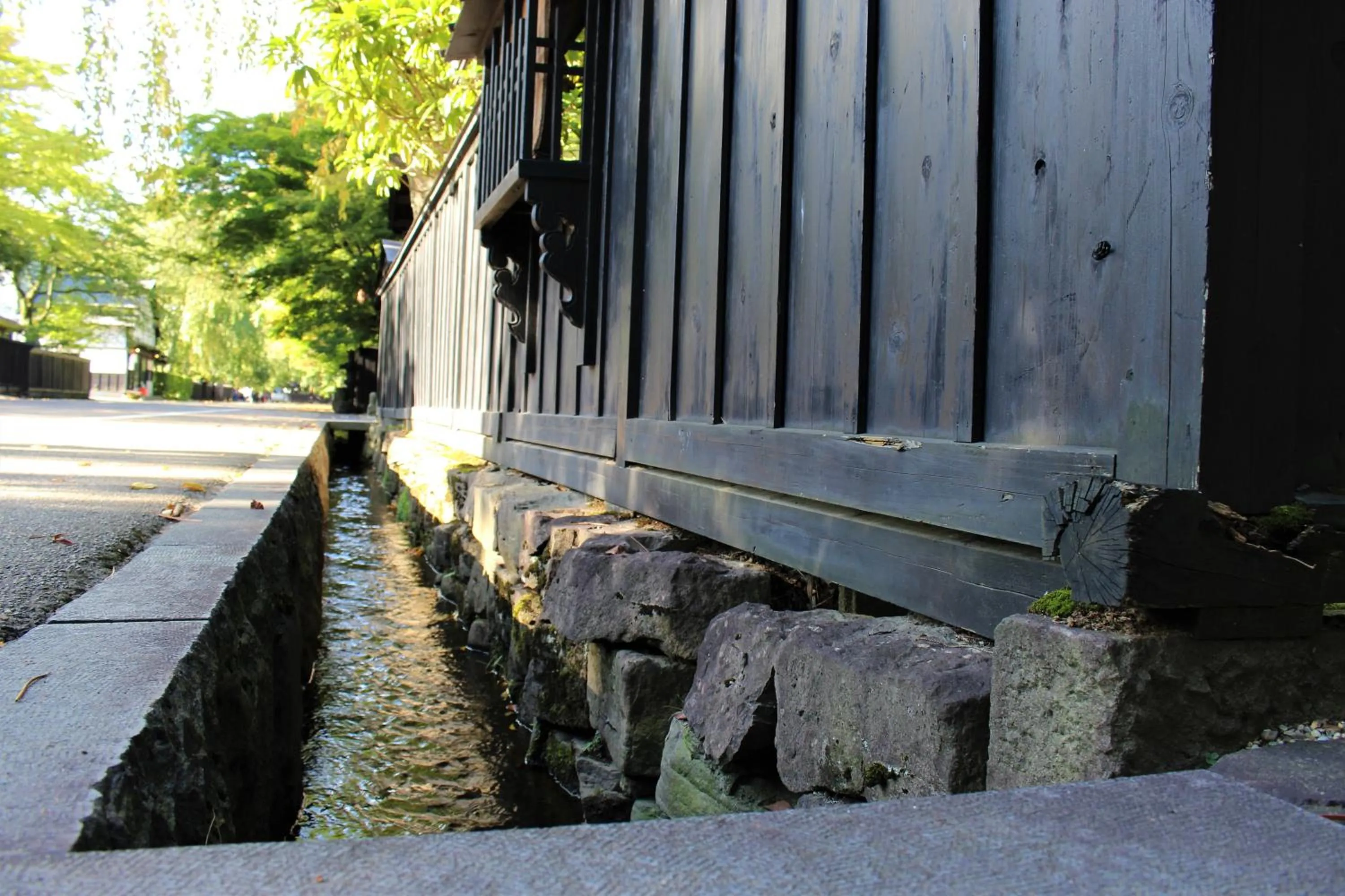 Facade/entrance in wanoi KAKUNODATE