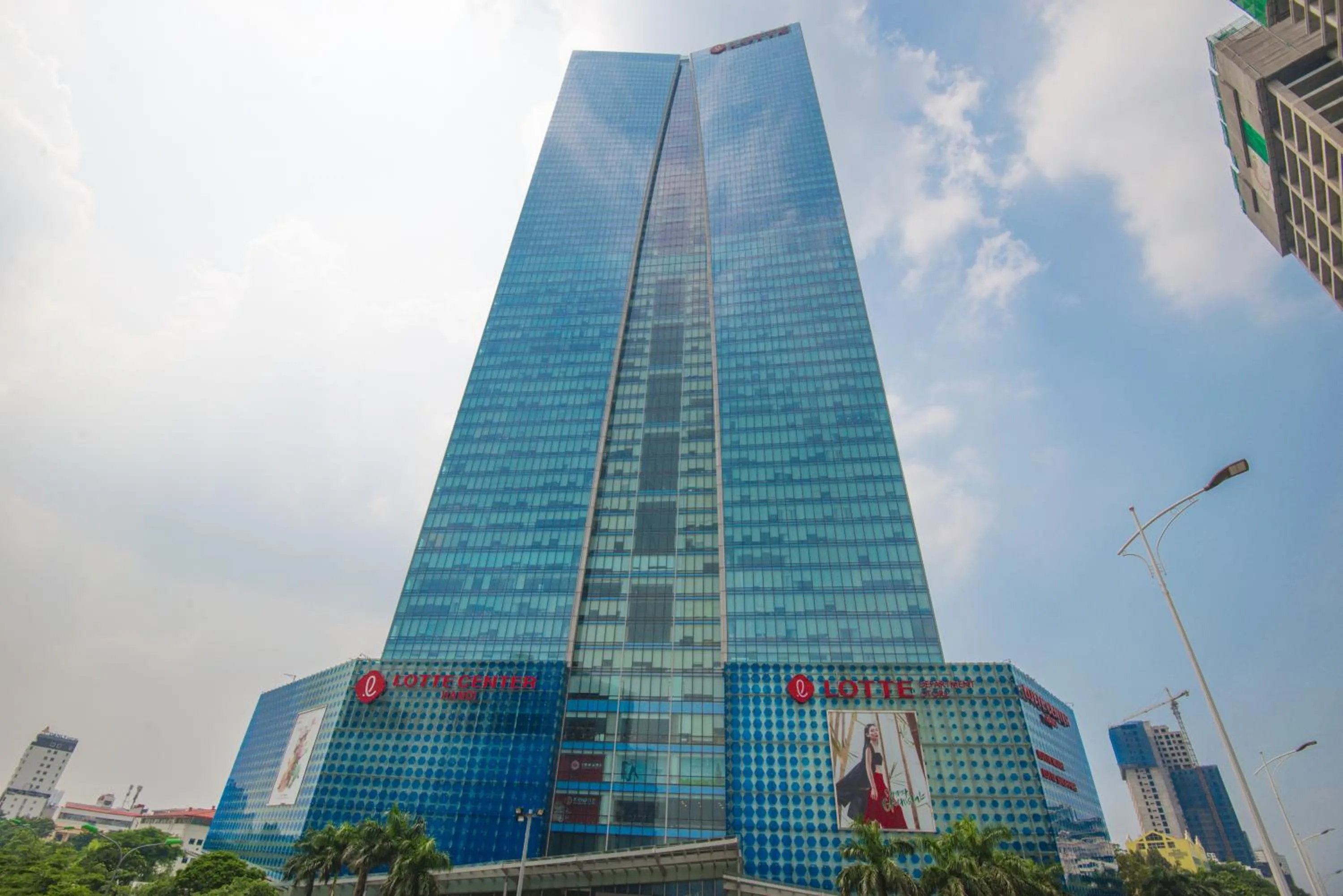 Property building in 22housing Hotel & Residence 81 Linh Lang