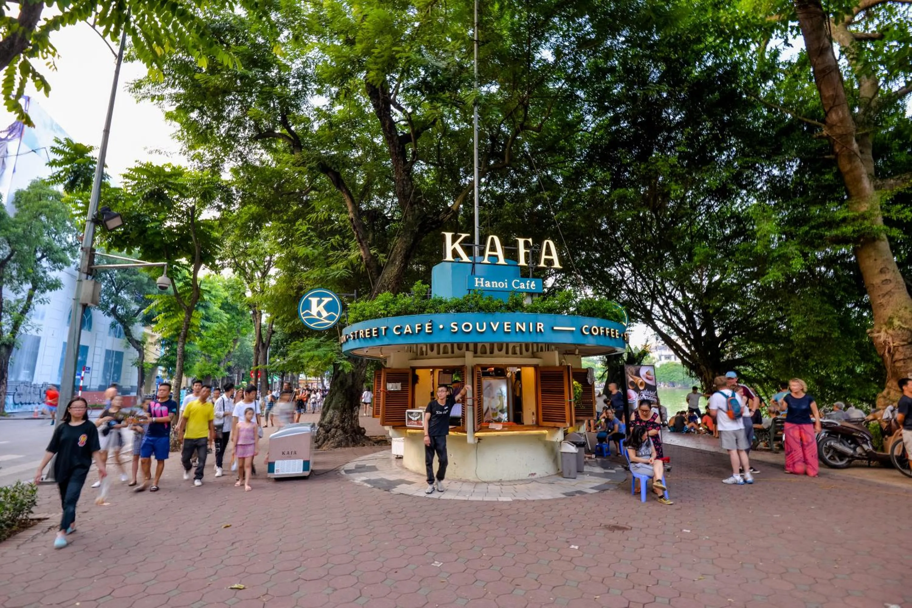 Neighbourhood in 22housing Hotel & Residence 81 Linh Lang