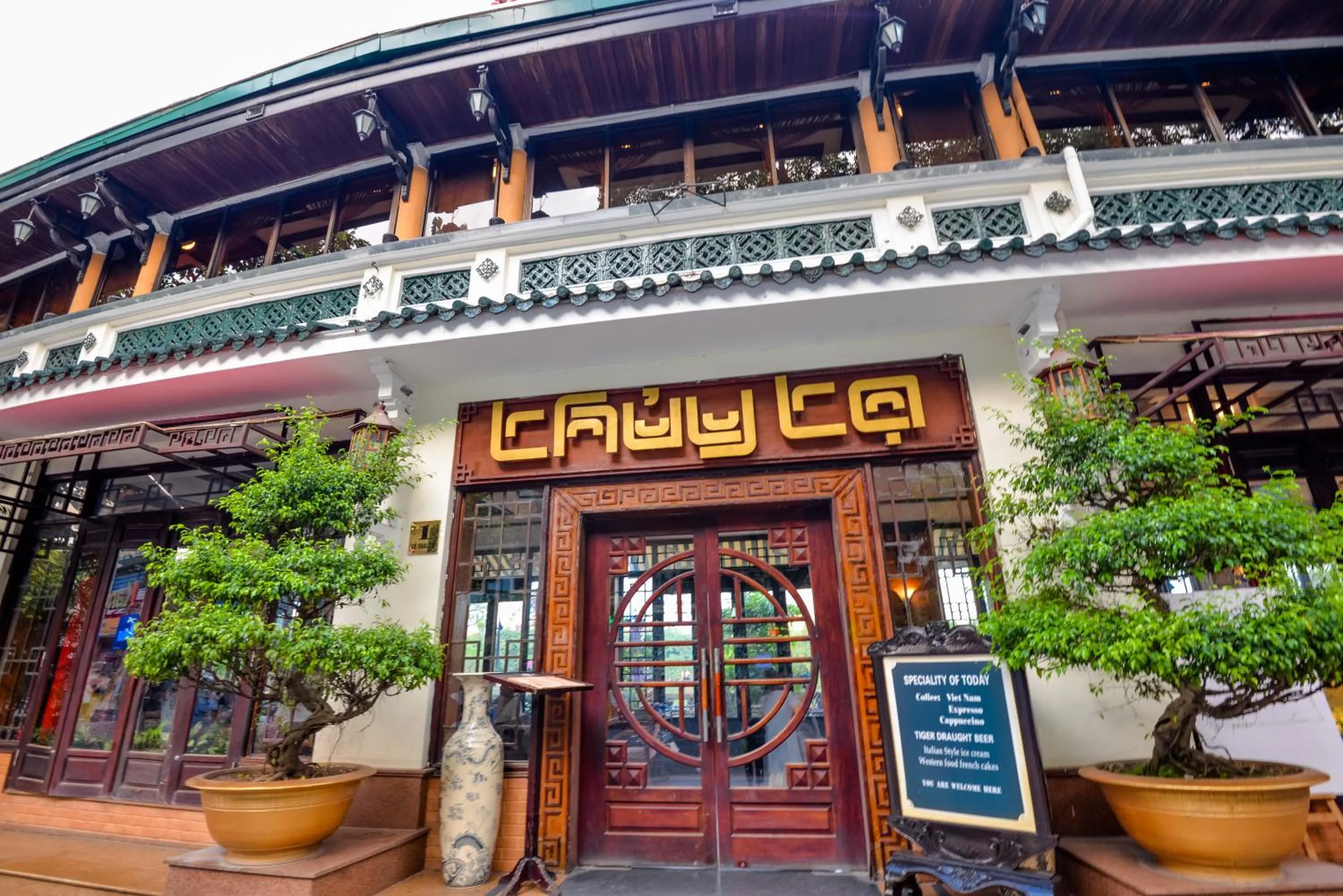 Property building in 22housing Hotel & Residence 81 Linh Lang