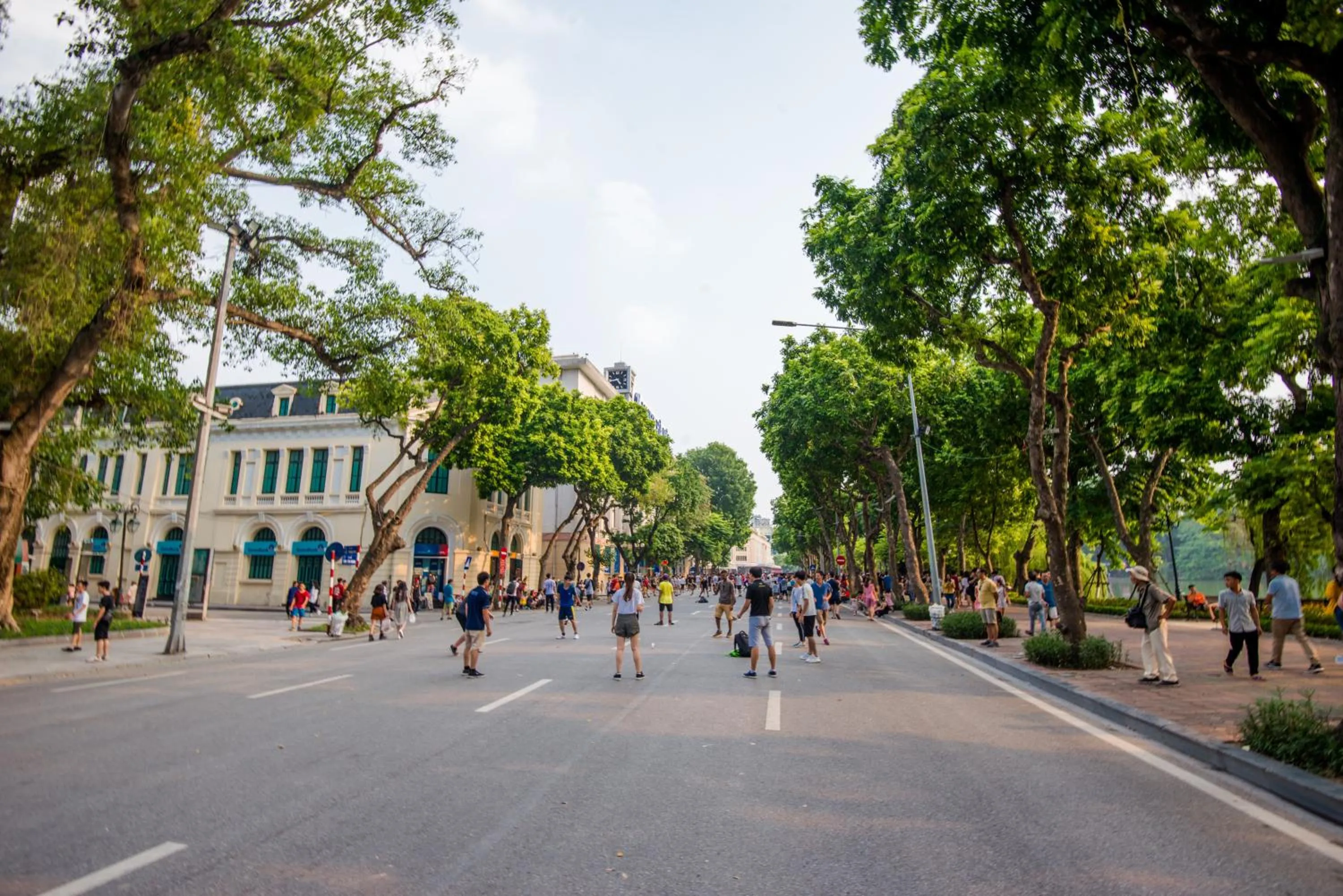 Neighbourhood in 22housing Hotel & Residence 81 Linh Lang