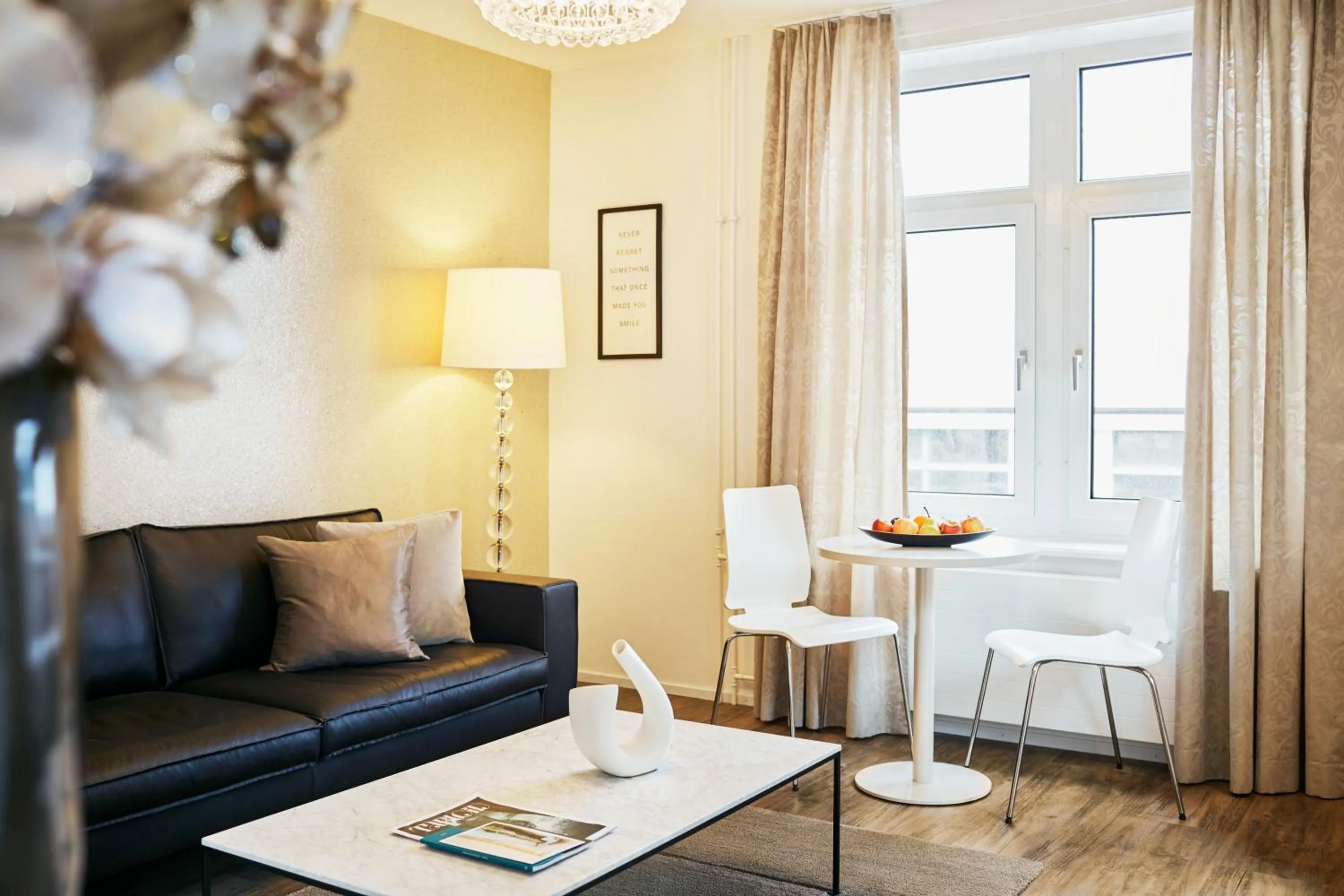 Drinks in Hotel Schäfli