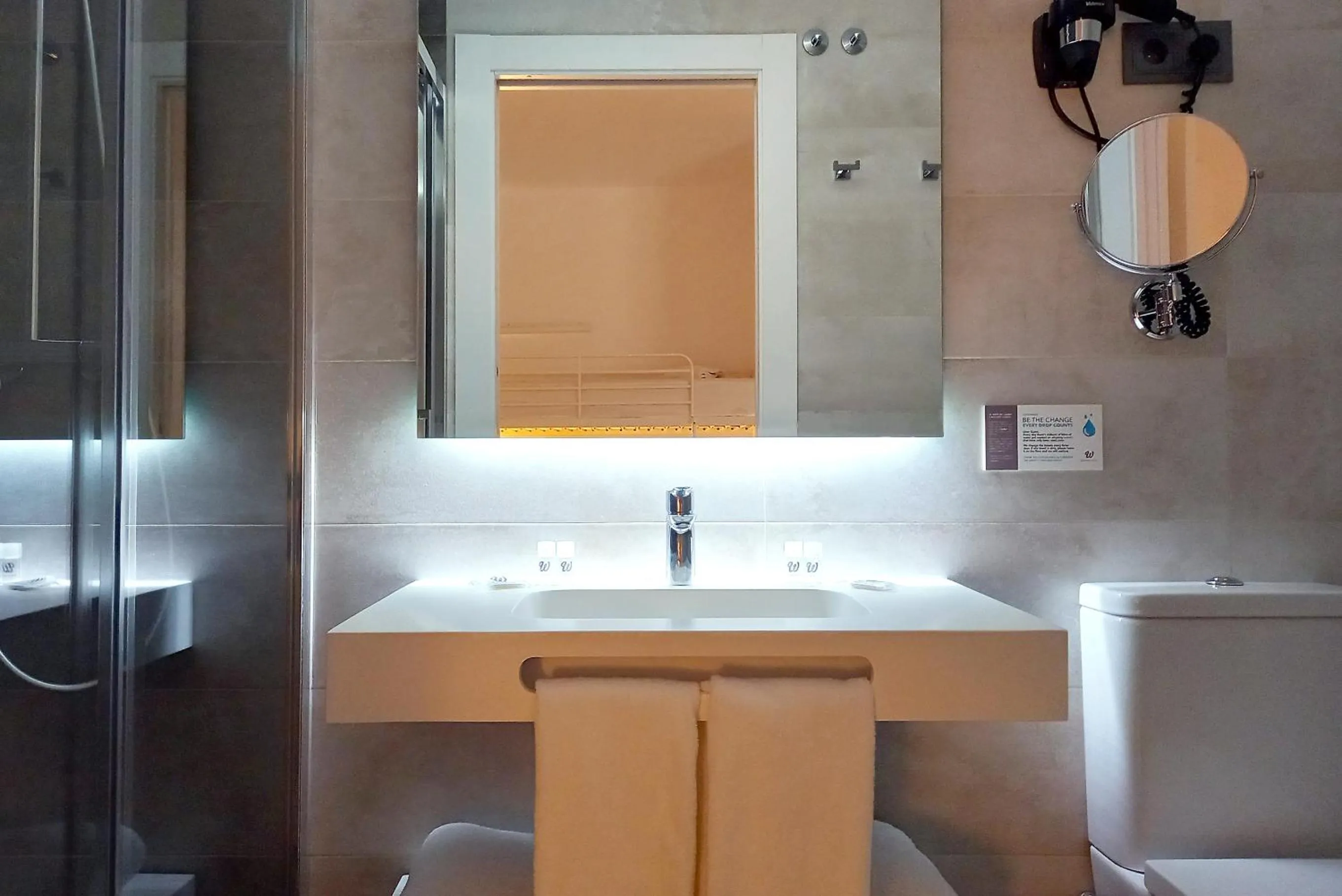 Bathroom in Woohoo Rooms Fuencarral