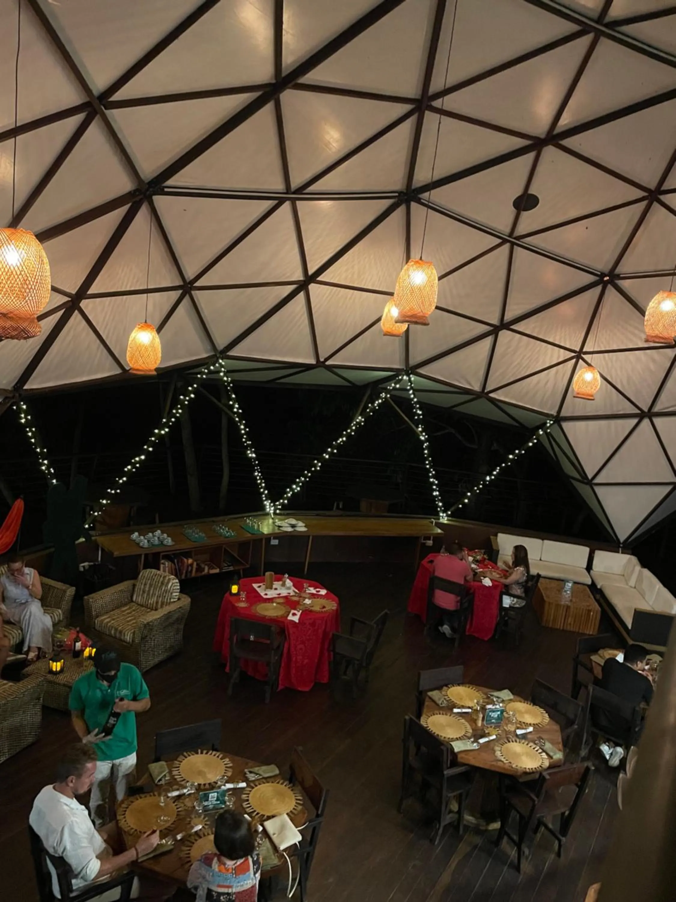 Restaurant/places to eat in Trekker Glamping - EcoLodge Boutique