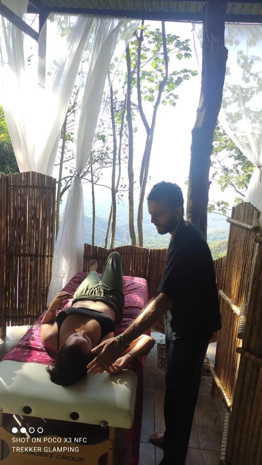 People in Trekker Glamping - EcoLodge Boutique