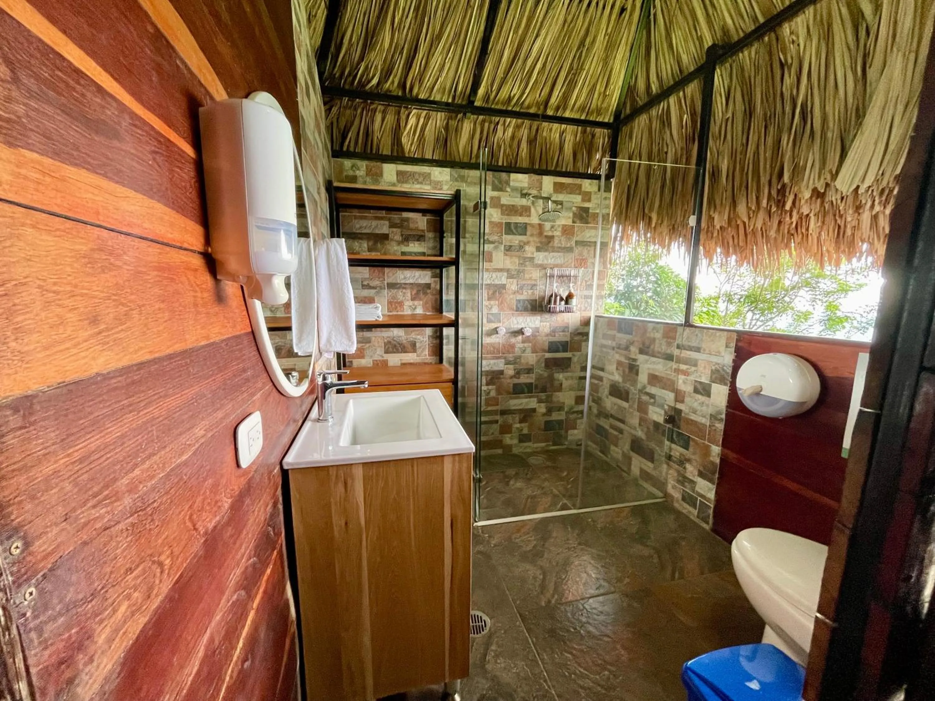 Bathroom in Trekker Glamping - EcoLodge Boutique