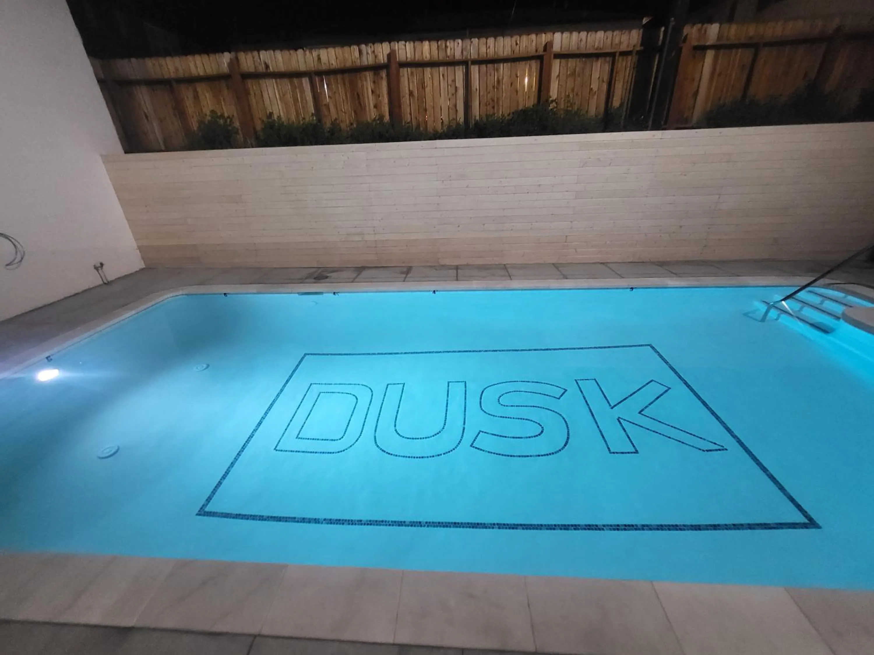 Swimming Pool in Dusk Hotel Hollywood