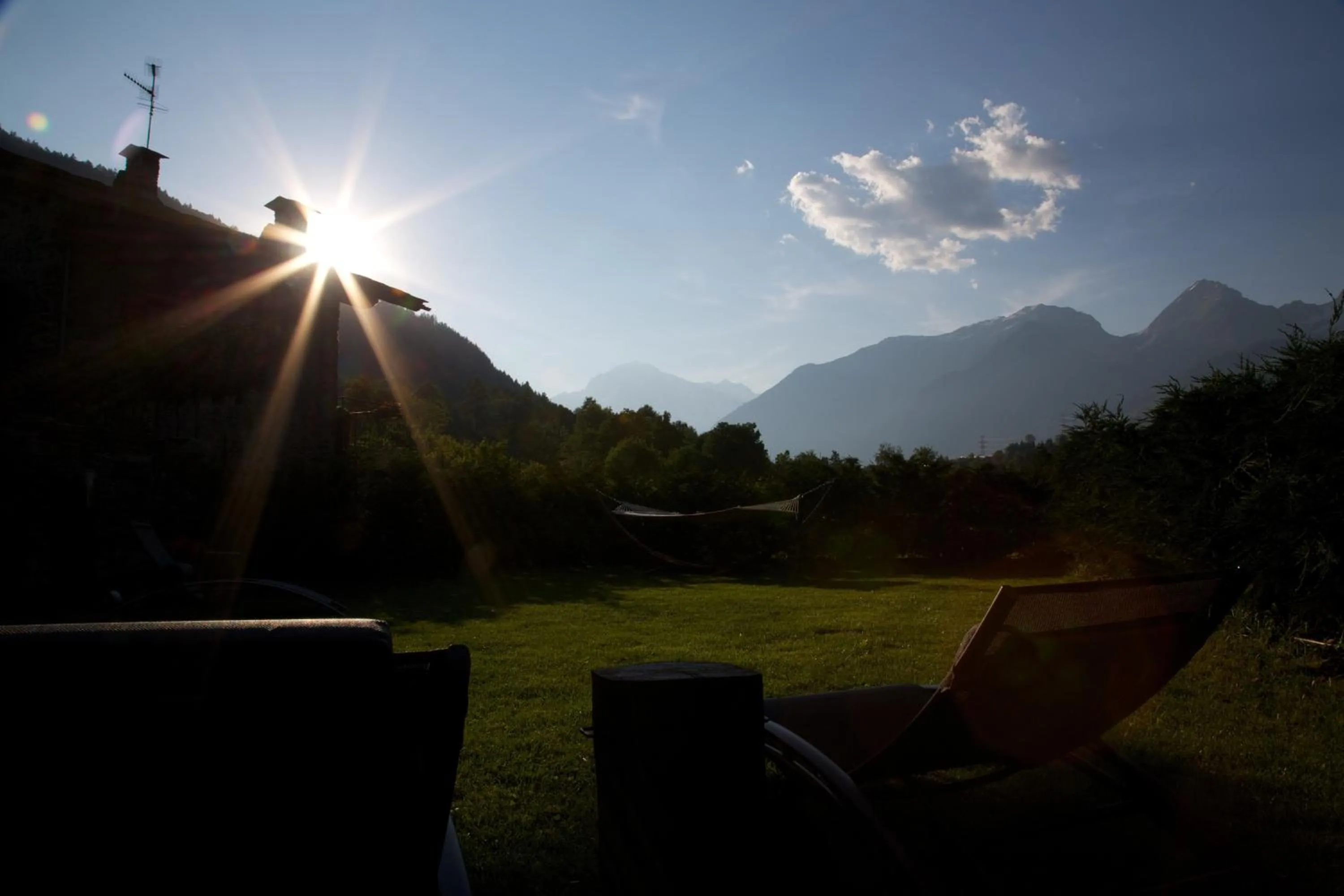 Garden in Le Petit Coeur Residence De Montagne