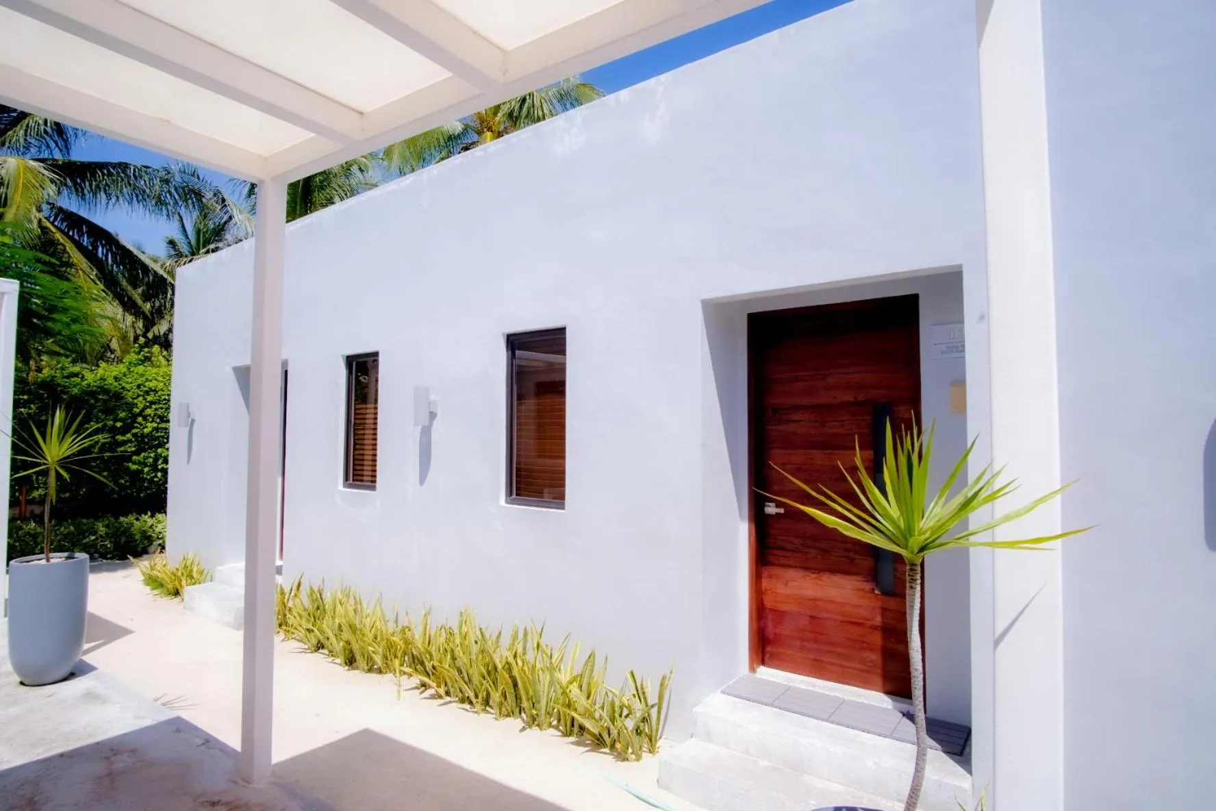 Facade/entrance in Santa Fe Beach Club