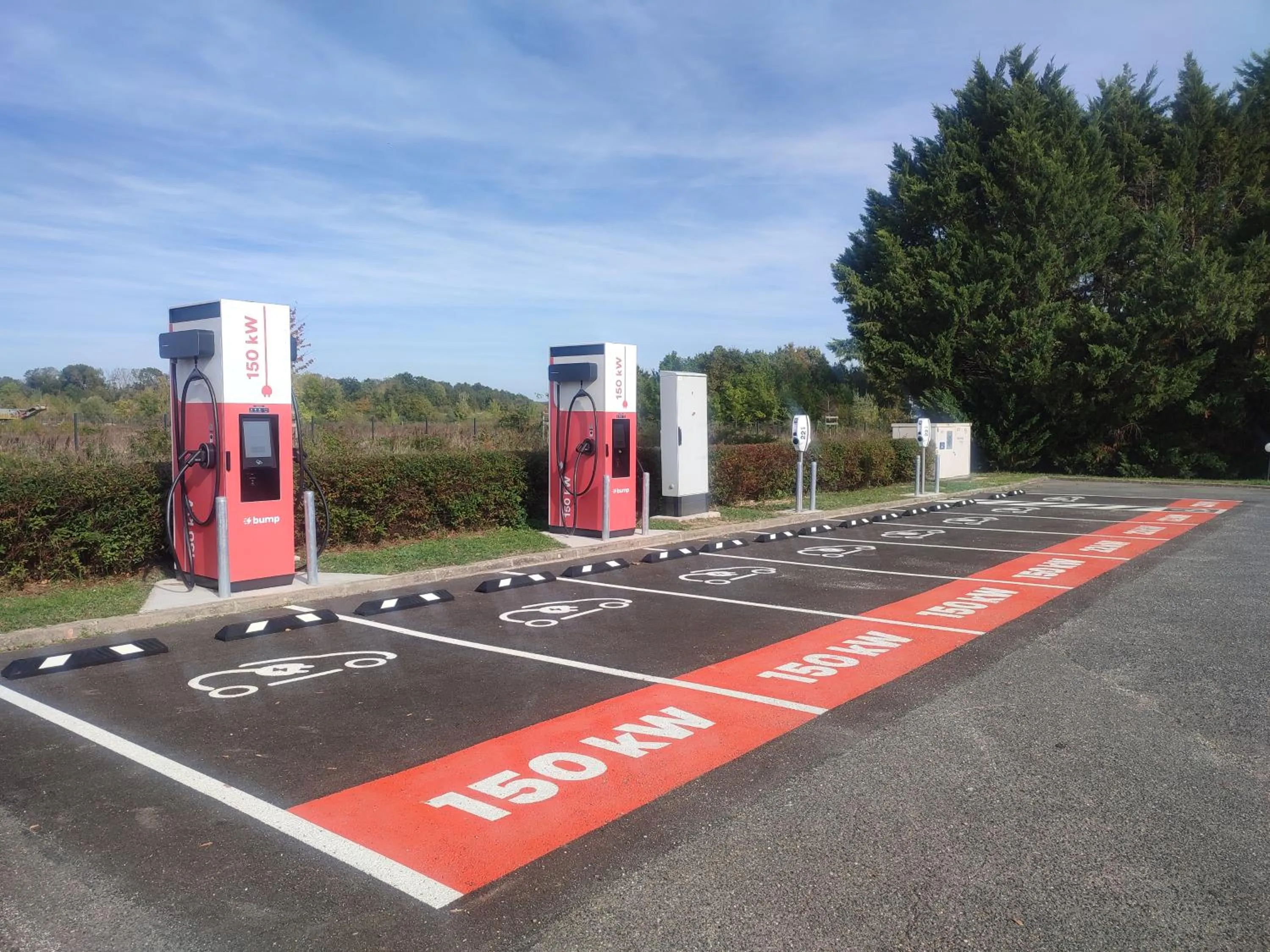 Property building in Kyriad Auxerre Appoigny